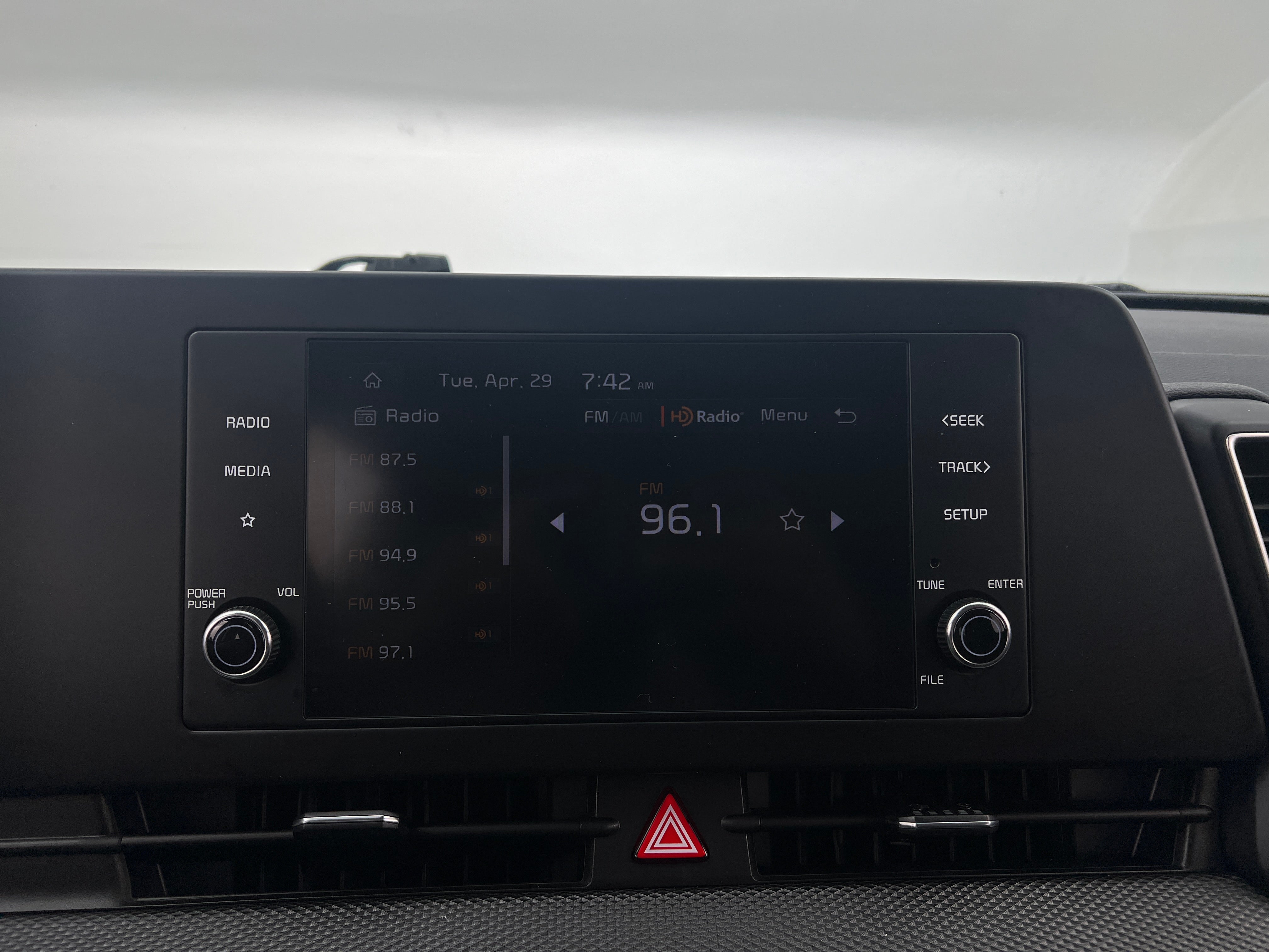 2024 Kia Sportage LX 4