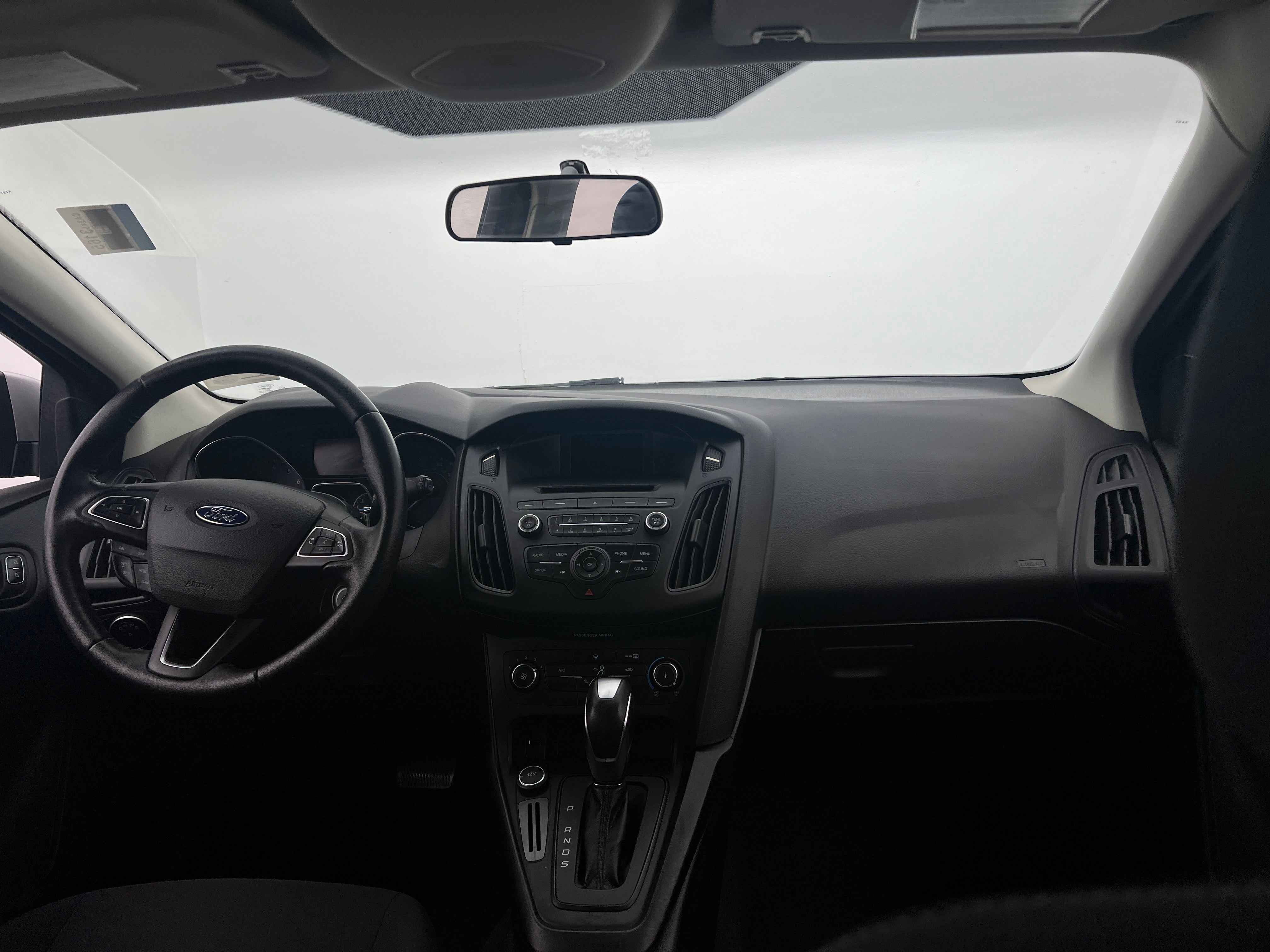 2016 Ford Focus SE 3