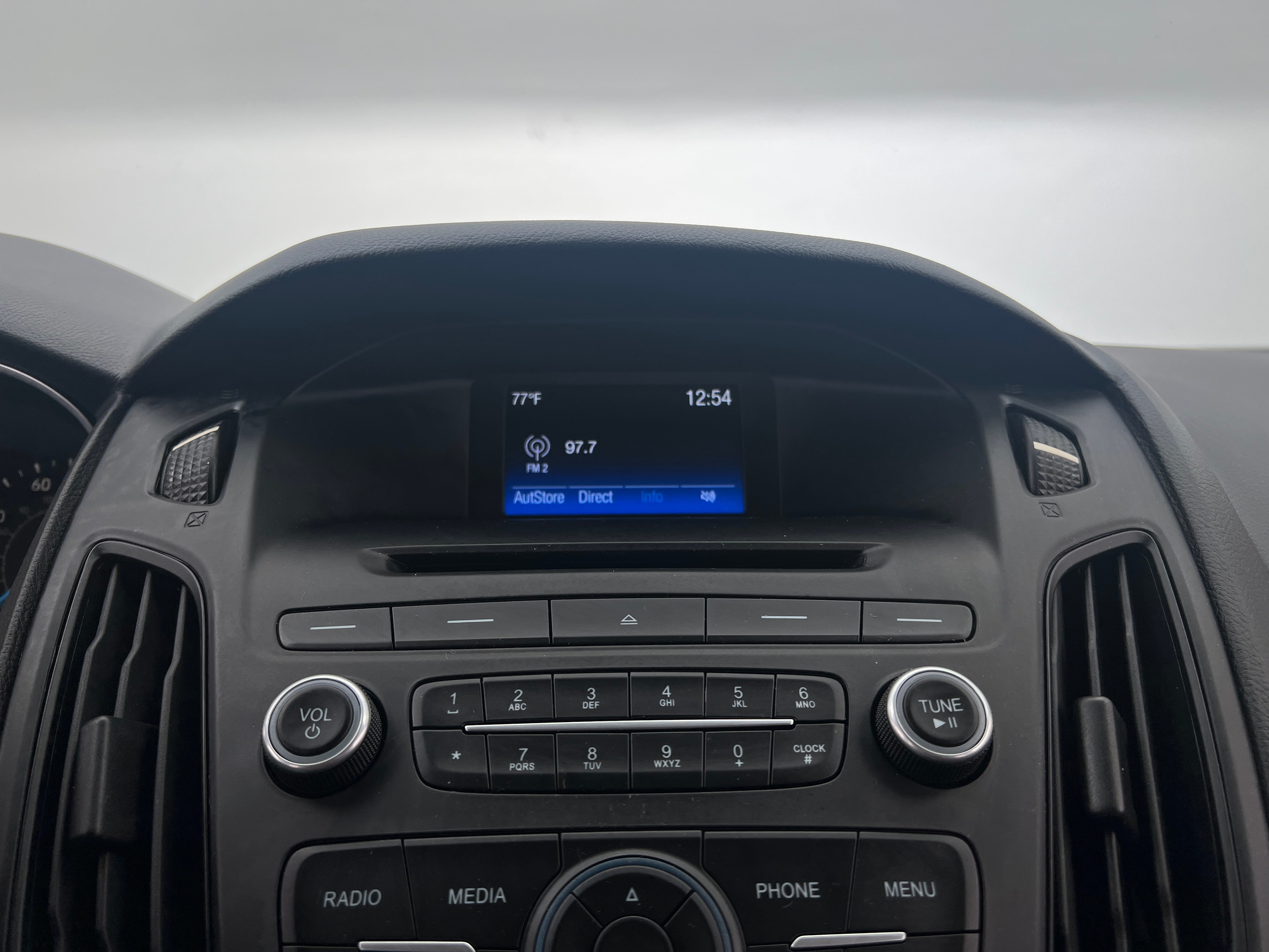 2016 Ford Focus SE 4