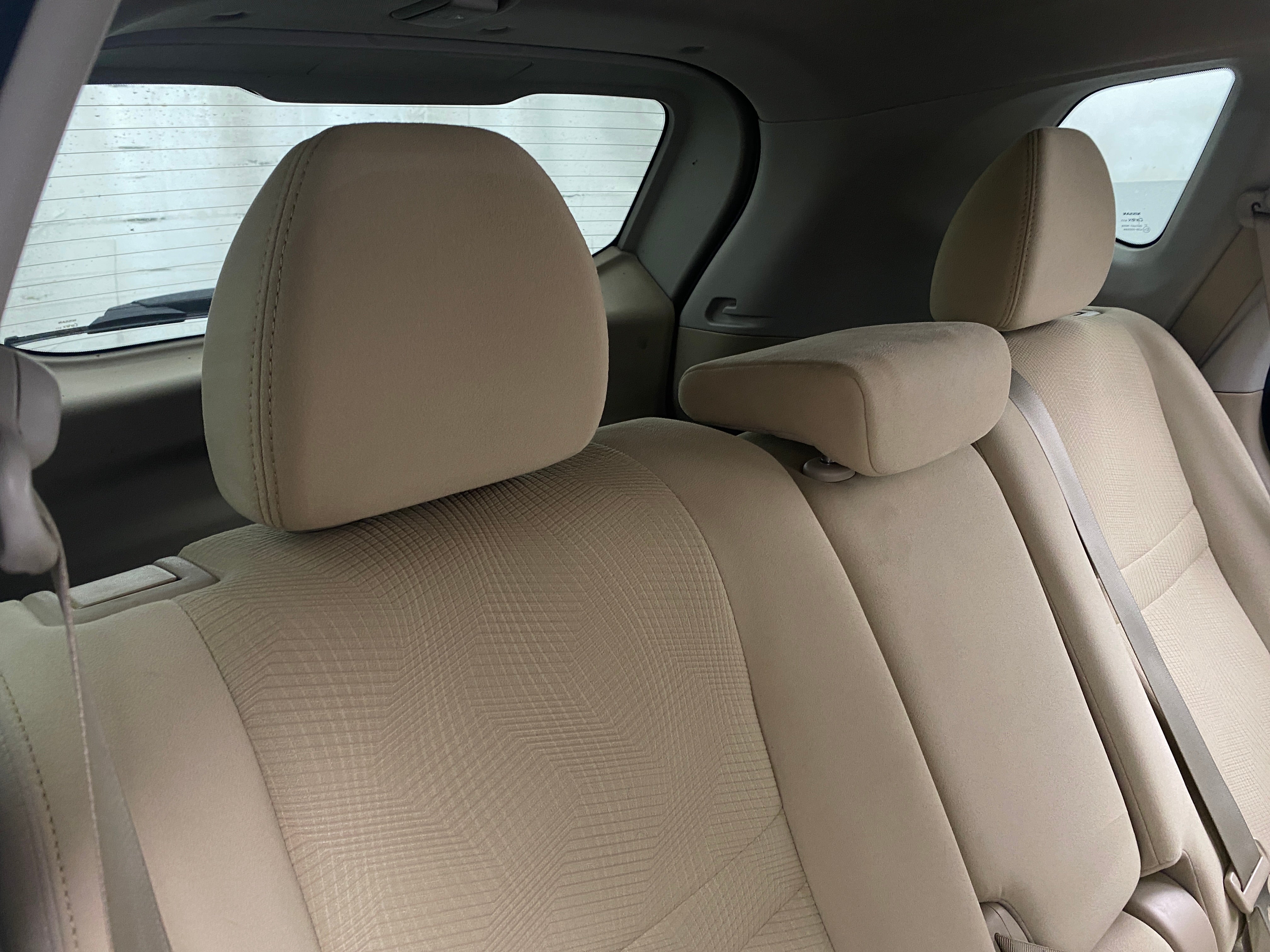 2016 Nissan Rogue SV 6