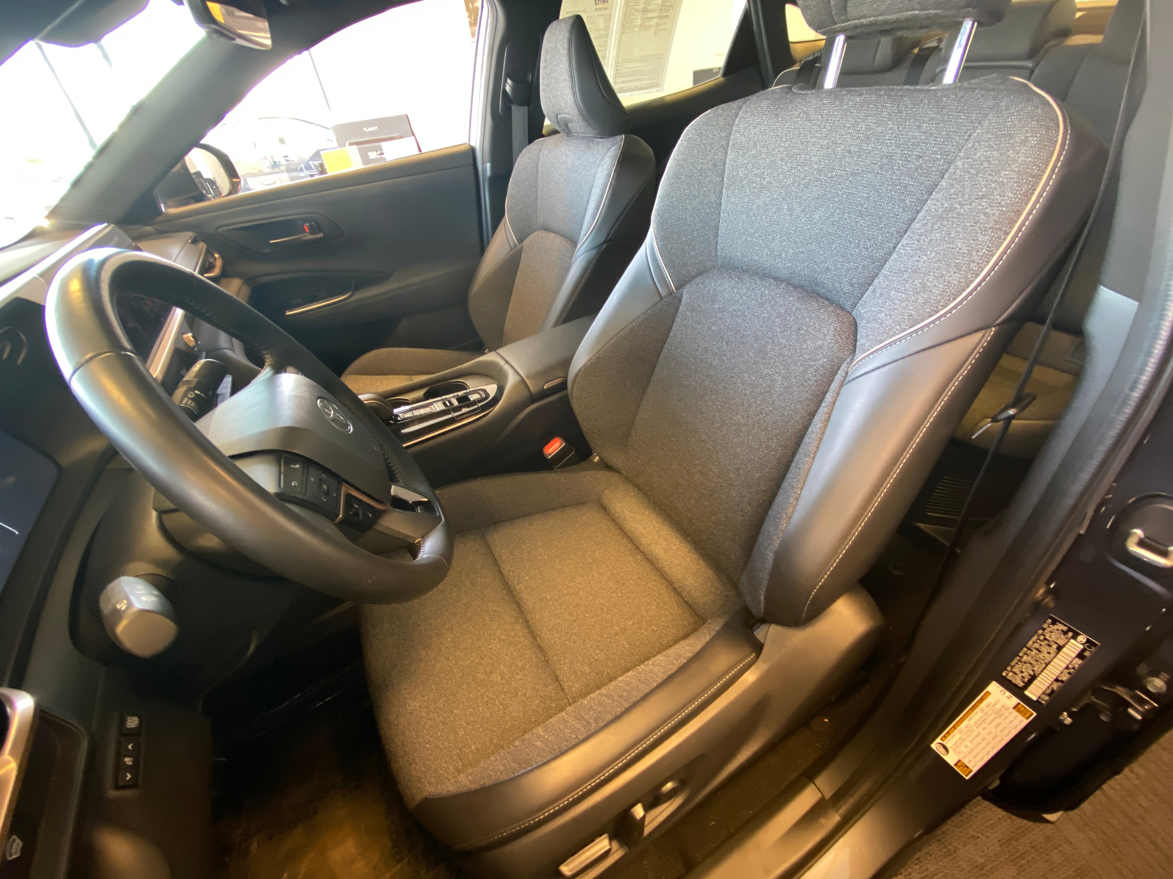 2024 Toyota Crown XLE 2