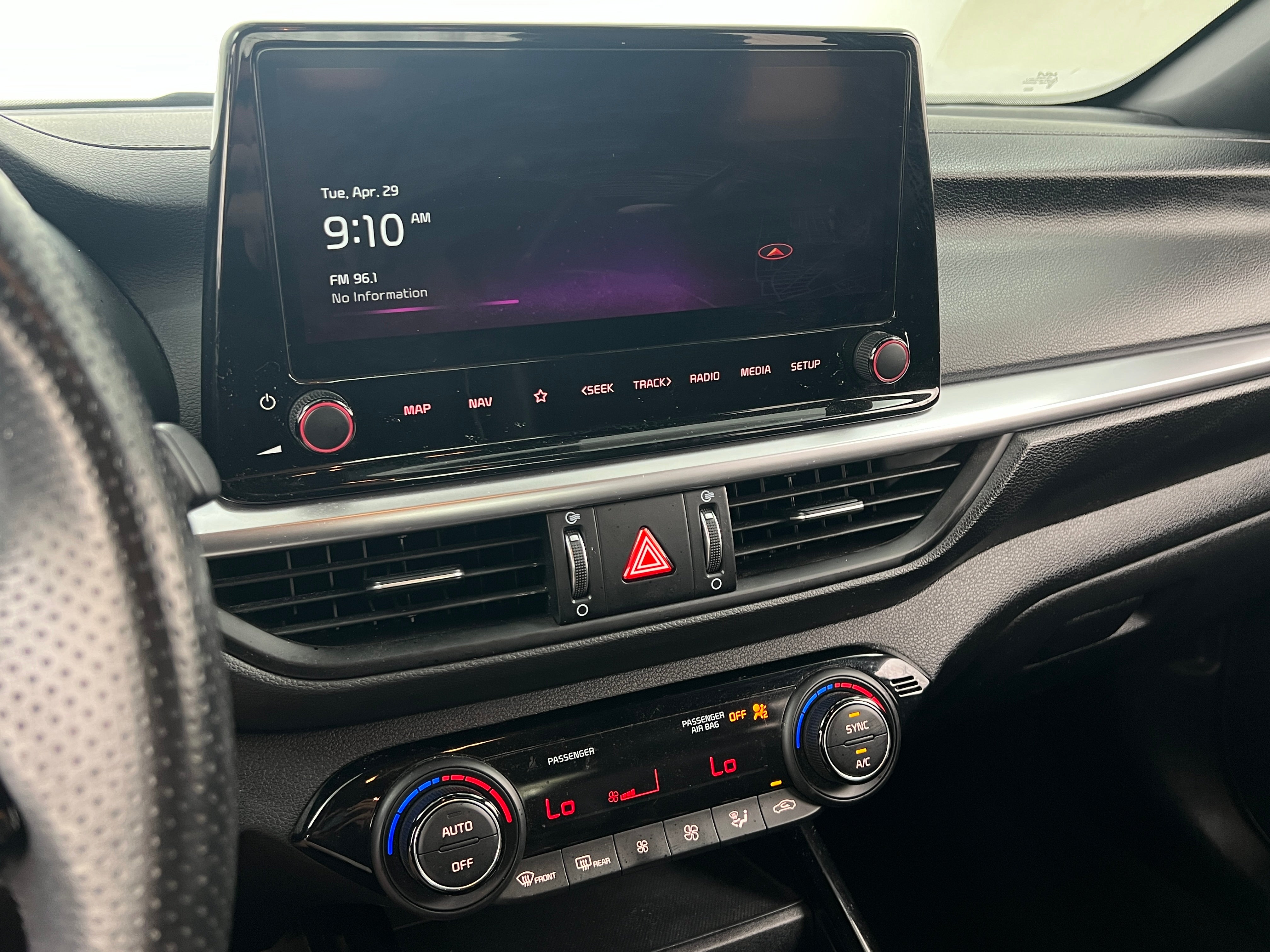2023 Kia Forte GT-Line 4