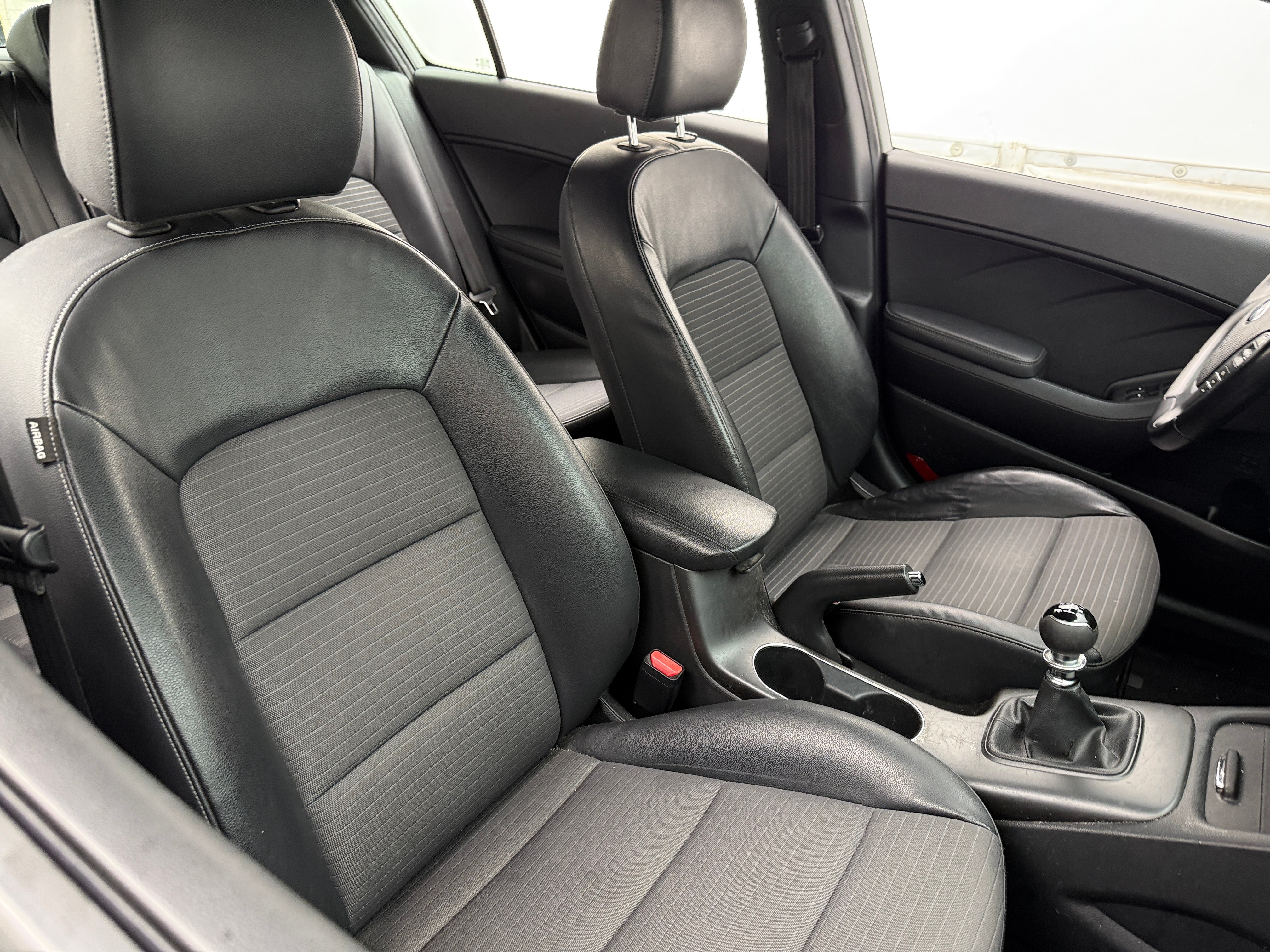 2016 Kia Forte SX 2
