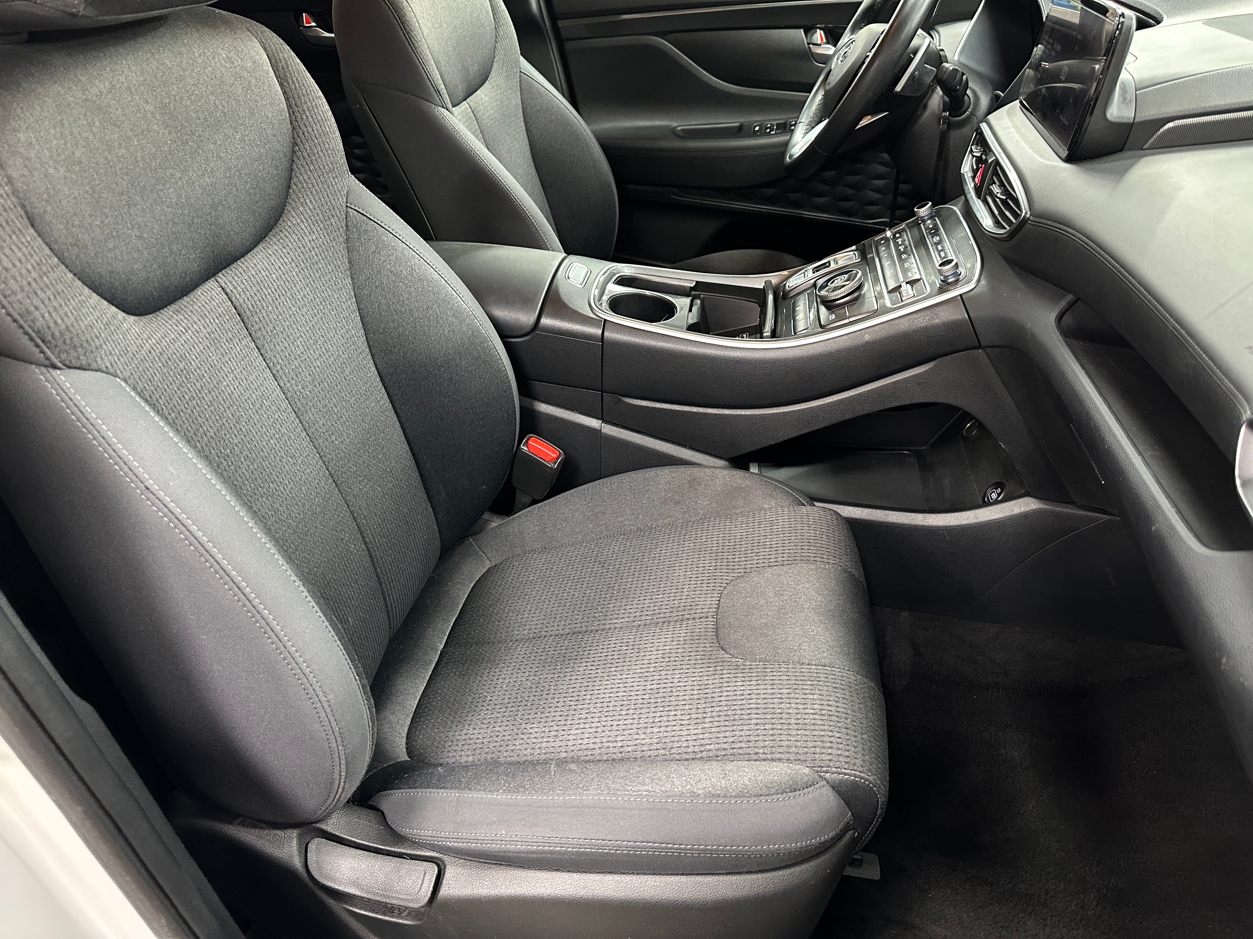 2023 Hyundai Santa Fe SEL 2
