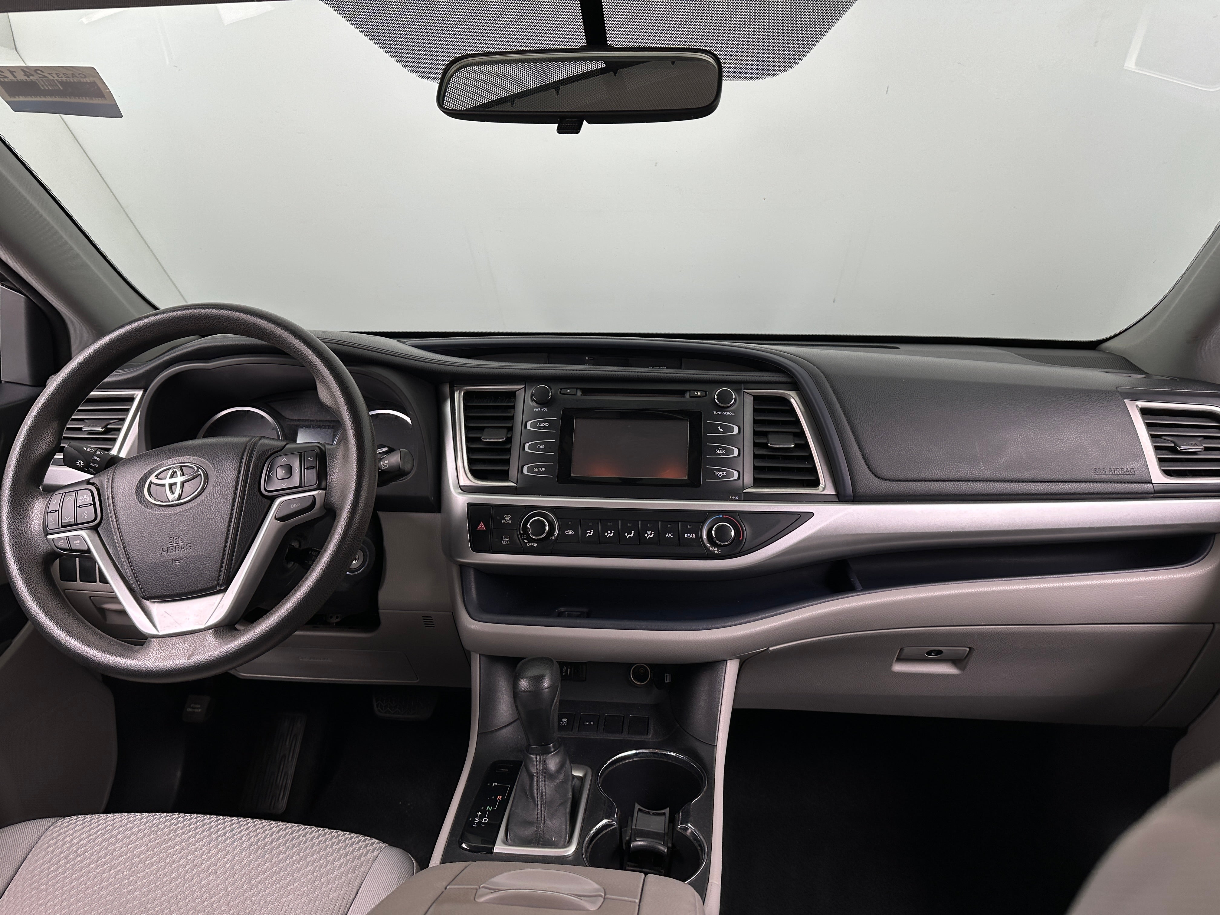 2014 Toyota Highlander LE 3