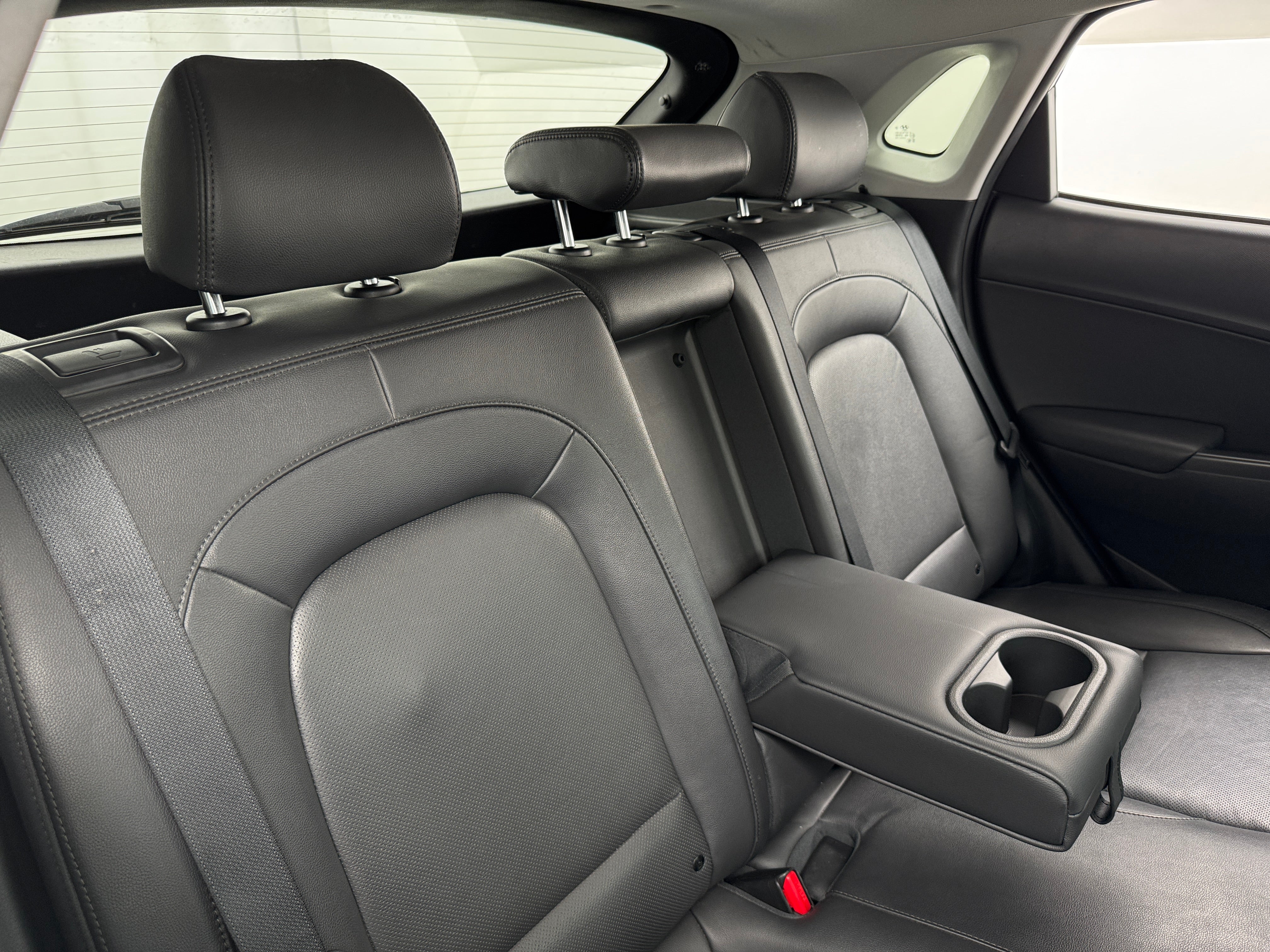 2022 Hyundai Kona Limited 5