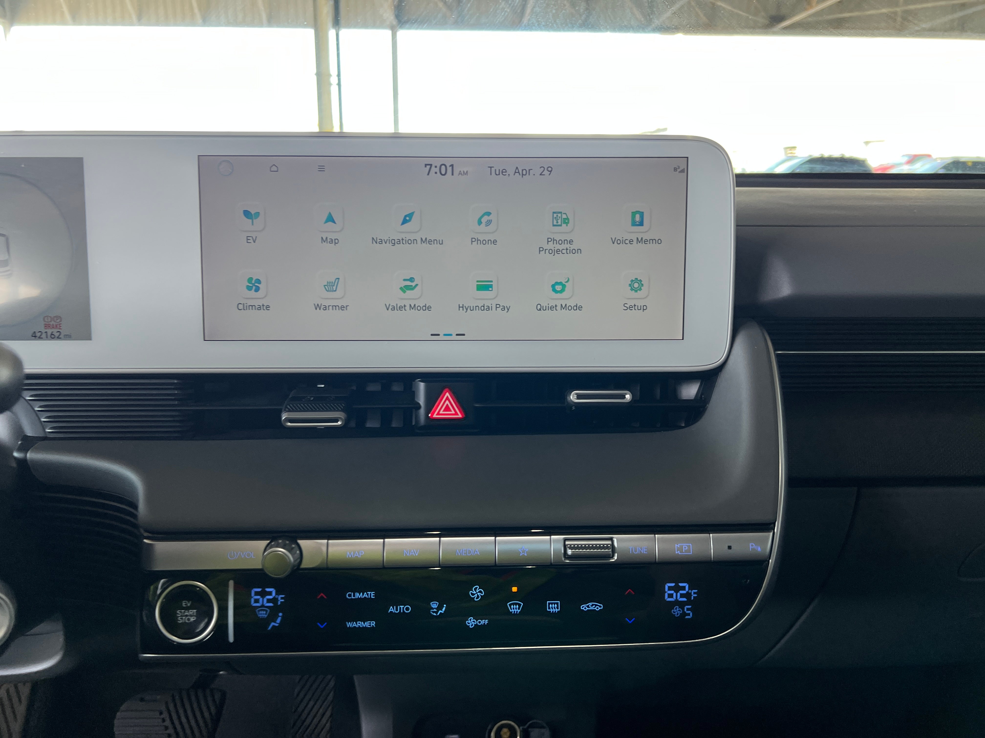 2022 Hyundai Ioniq 5 SE 4
