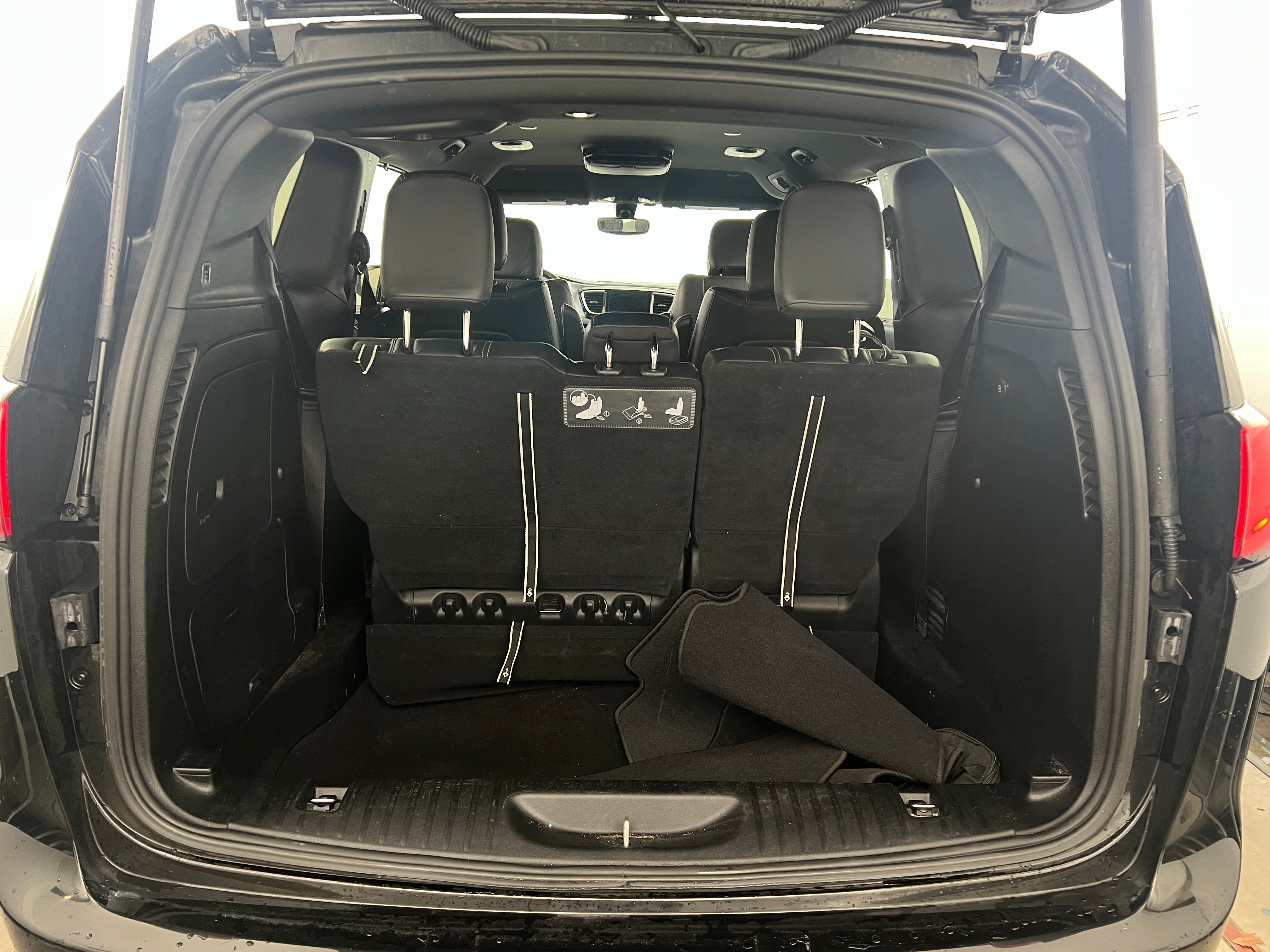 2020 Chrysler Pacifica Hybrid Touring L 6