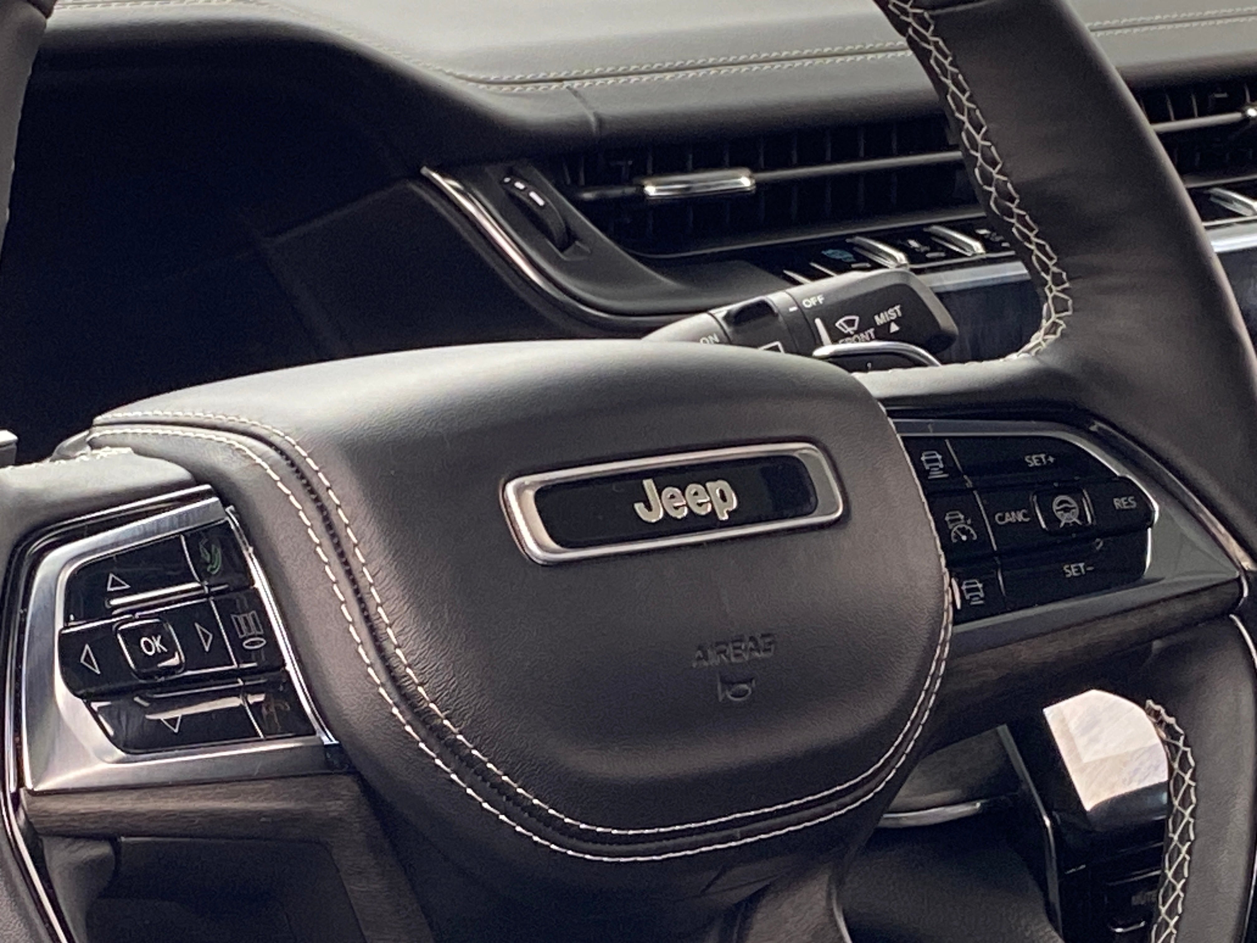 2024 Jeep Grand Cherokee Overland 4xe 4