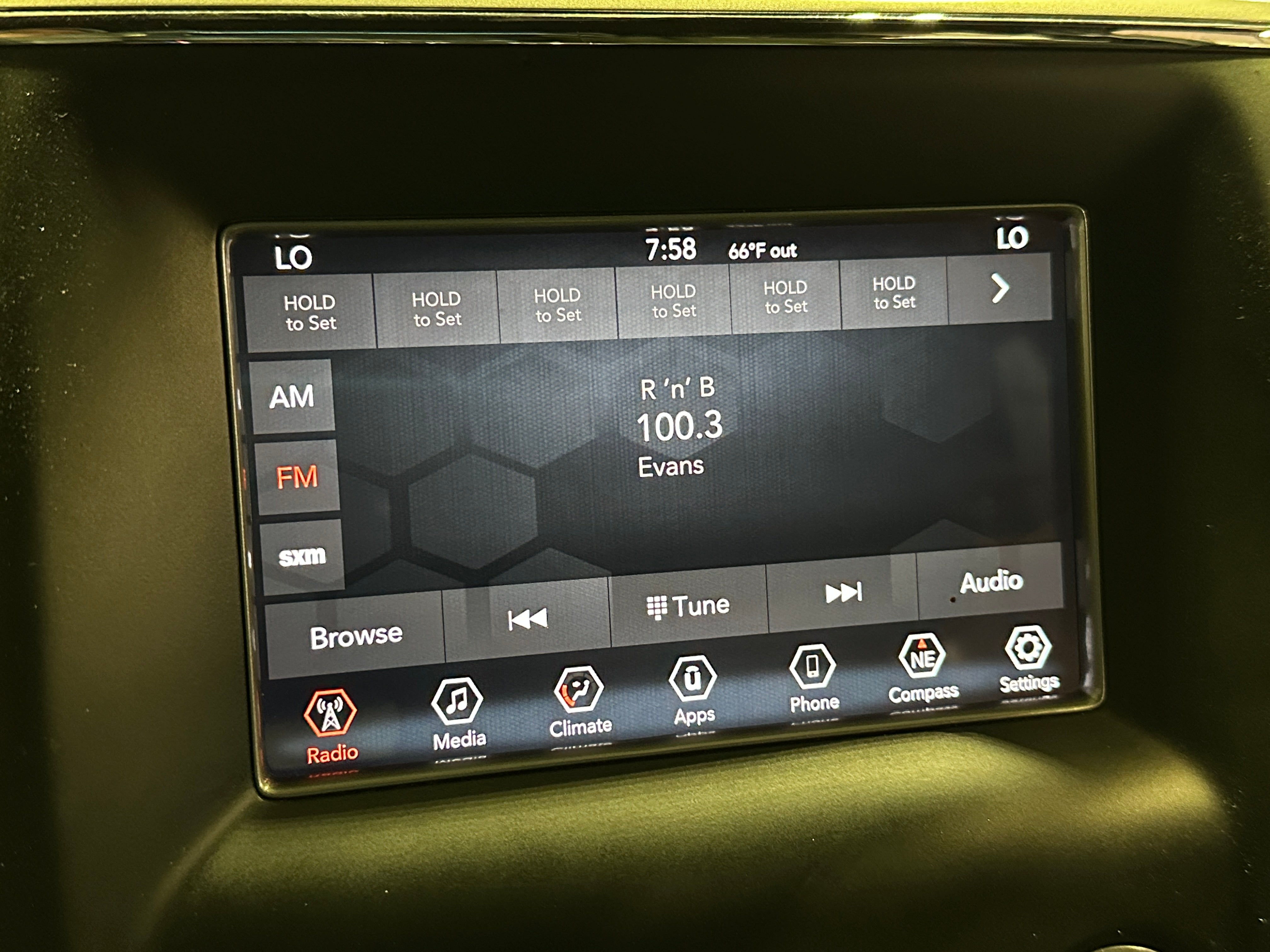 2020 Jeep Grand Cherokee Laredo 4