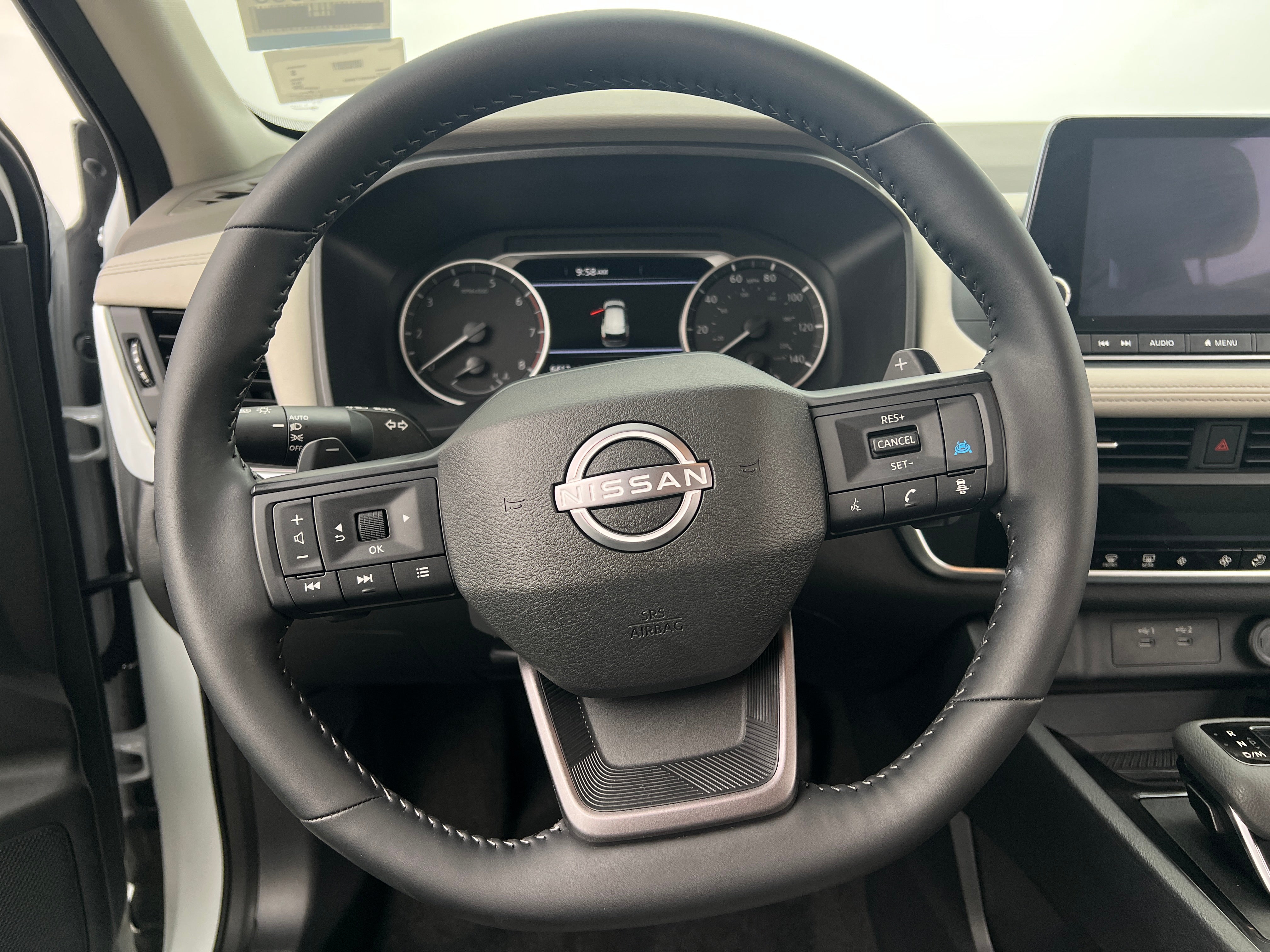 2025 Nissan Rogue SV 5