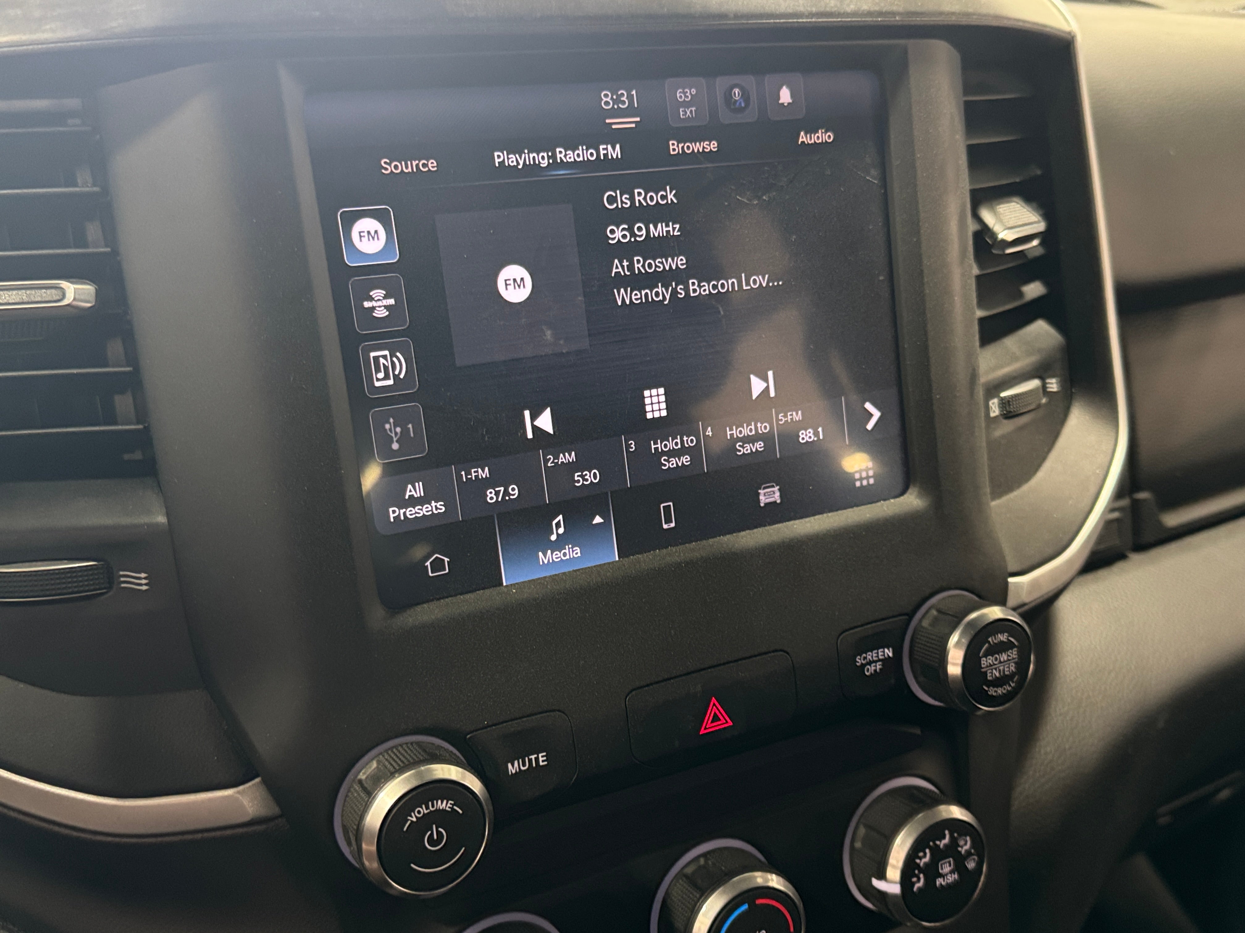 2022 RAM 1500 Big Horn 4
