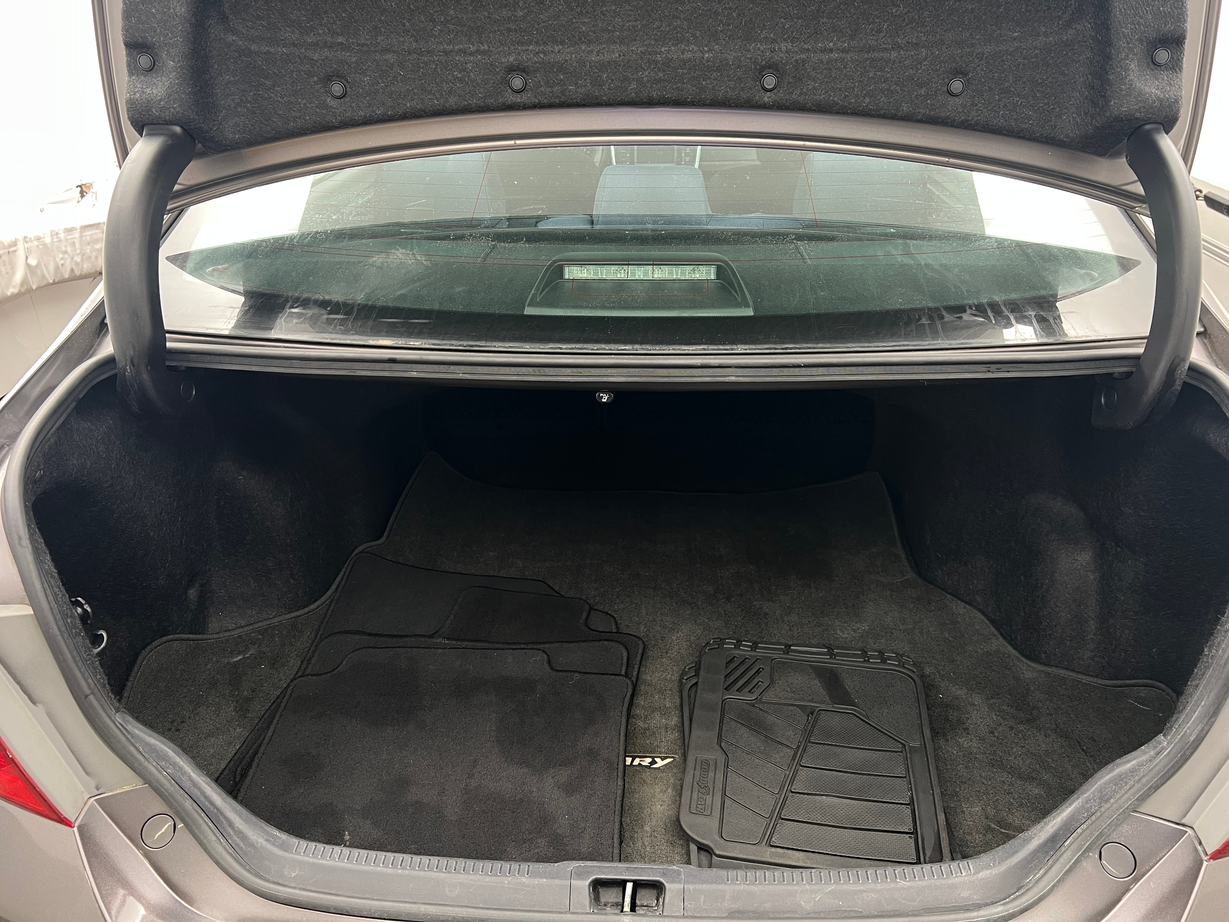 2016 Toyota Camry LE 7
