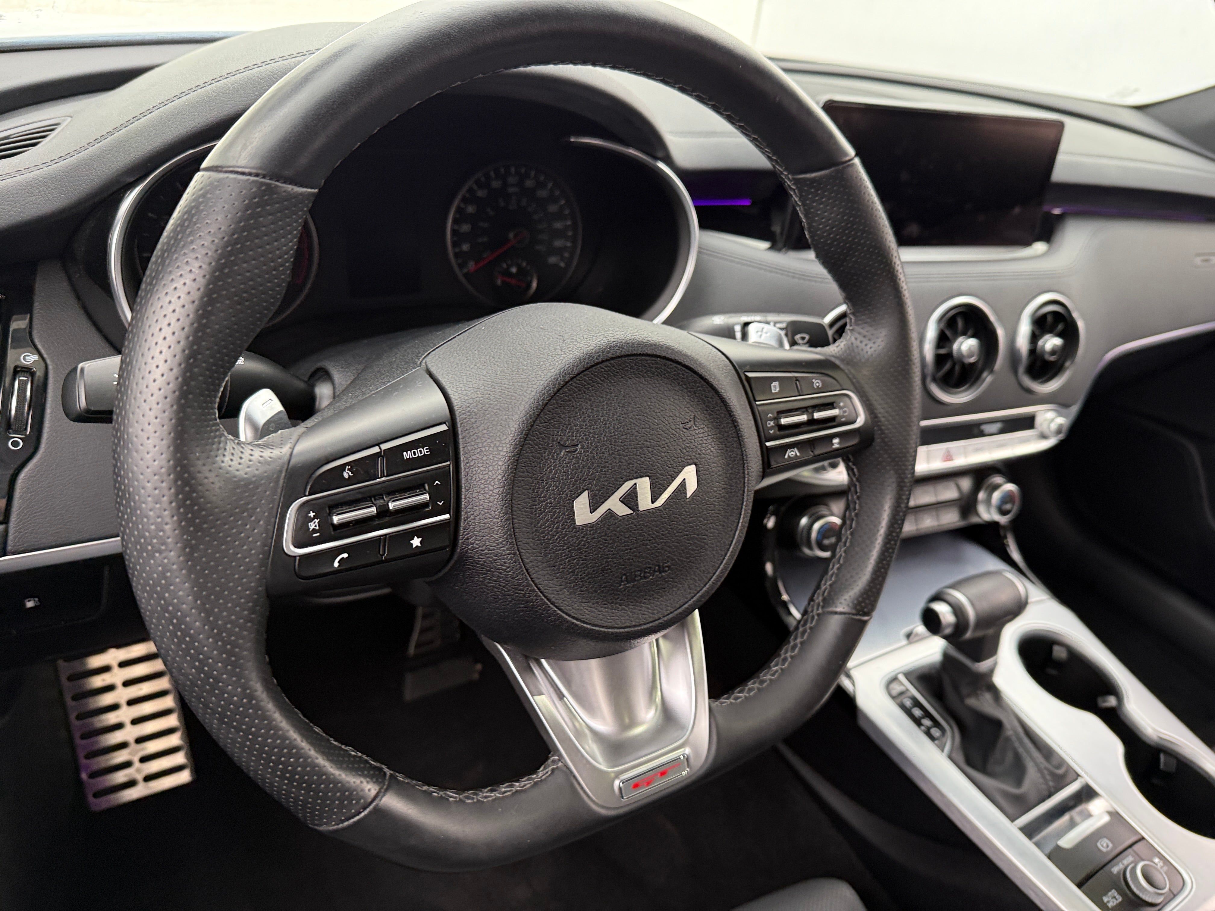 2022 Kia Stinger GT1 4
