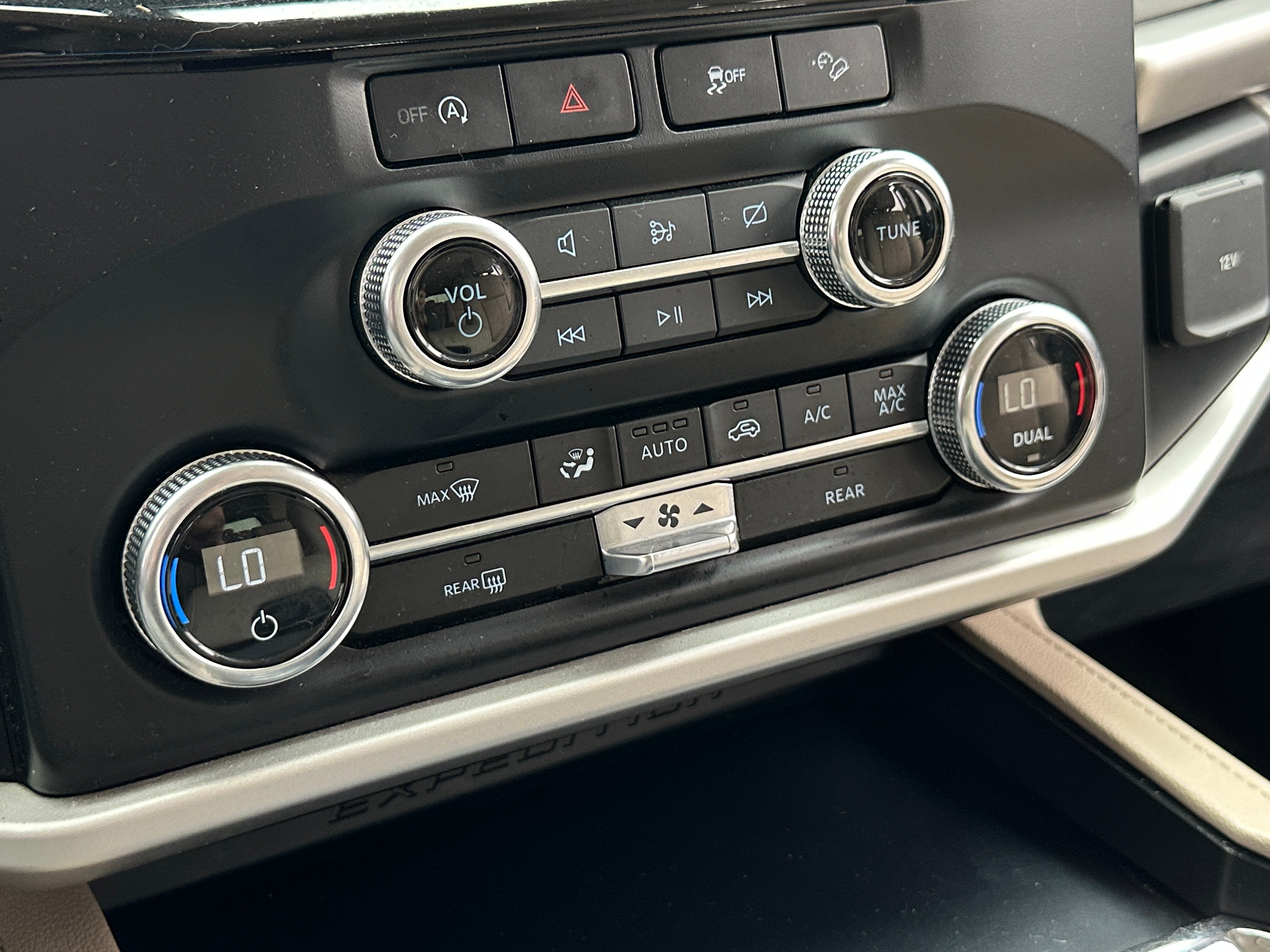 2024 Ford Expedition XLT 4