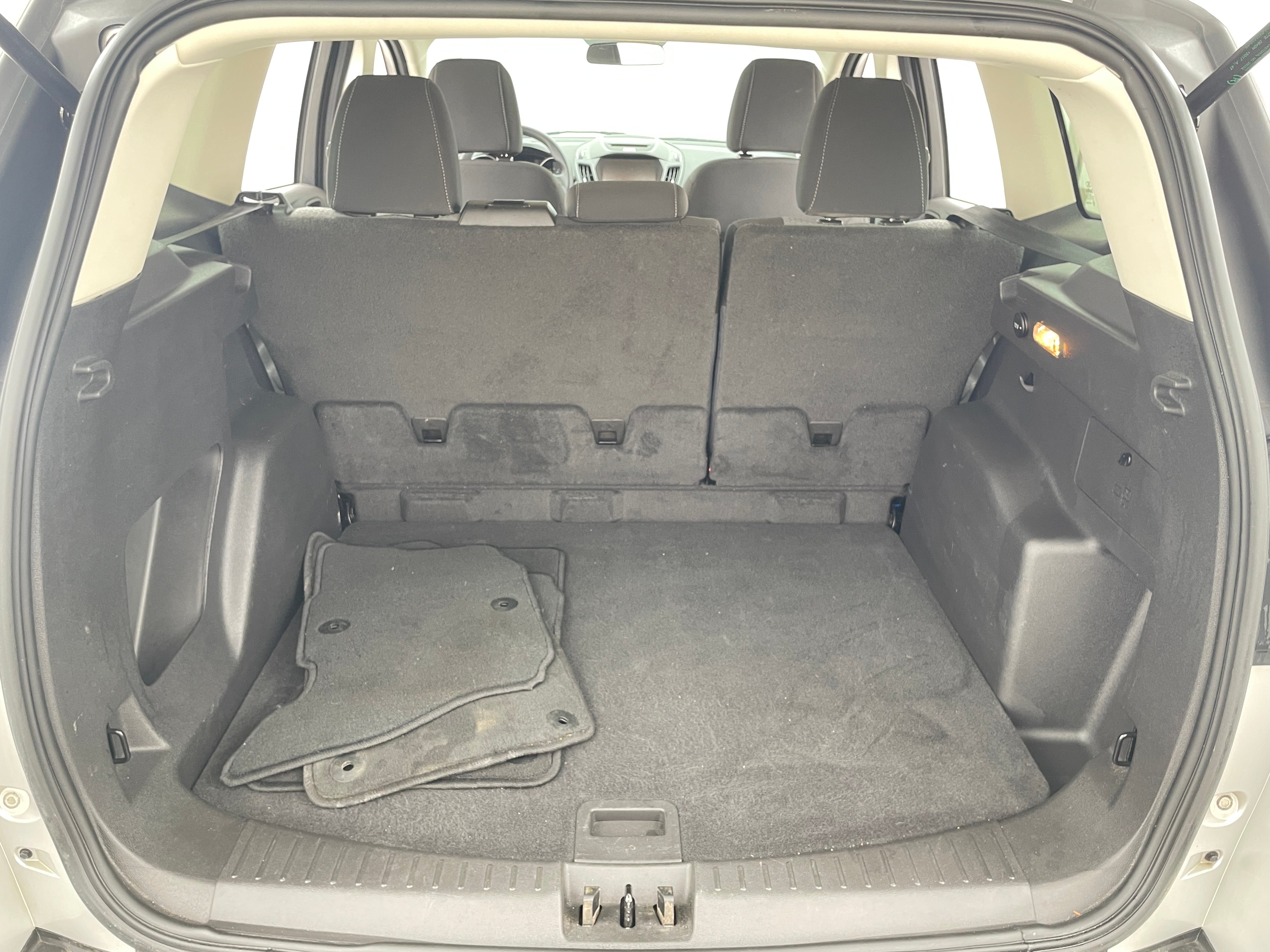 2017 Ford Escape SE 7