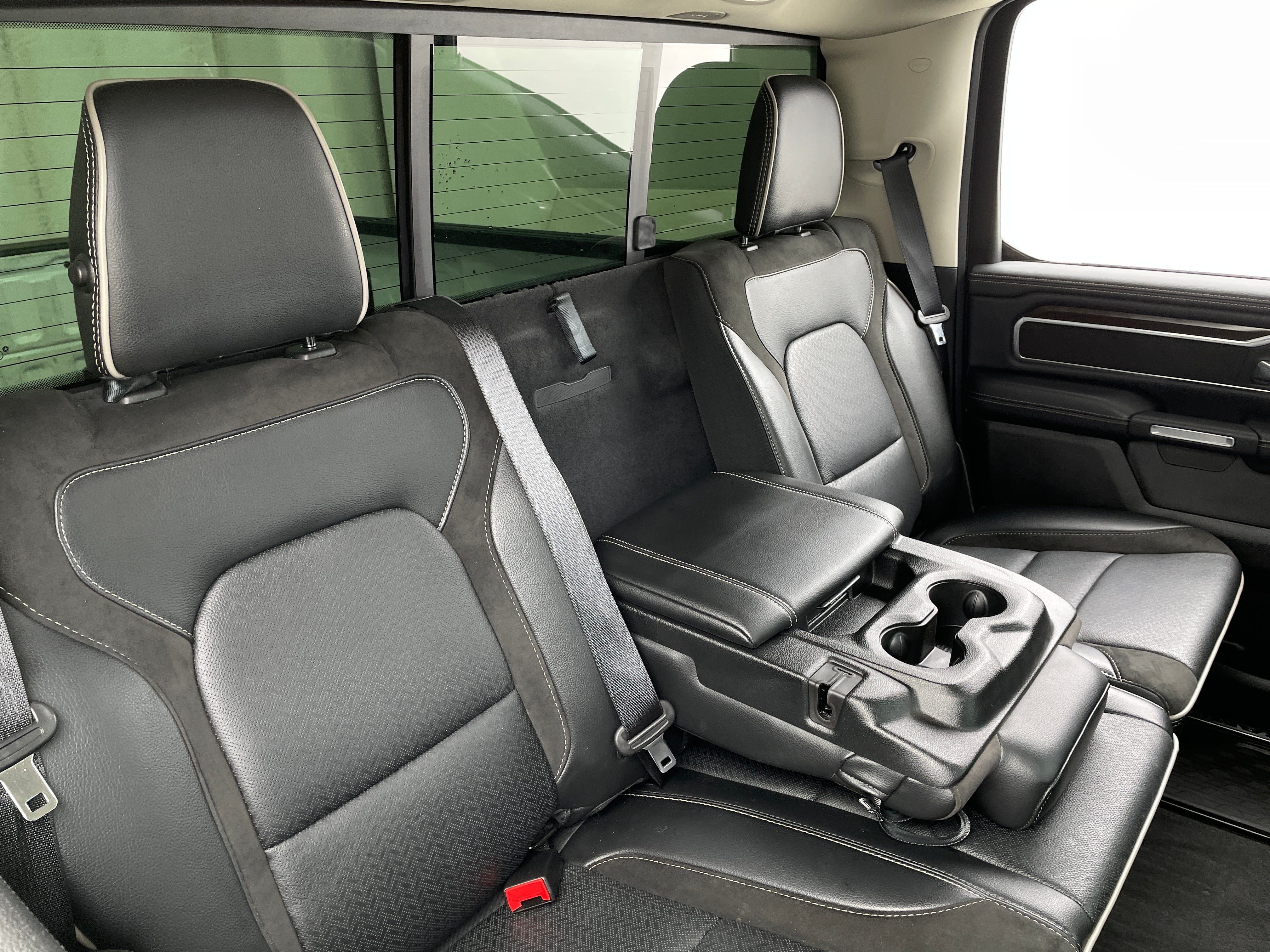 2022 RAM 1500 Laramie 5