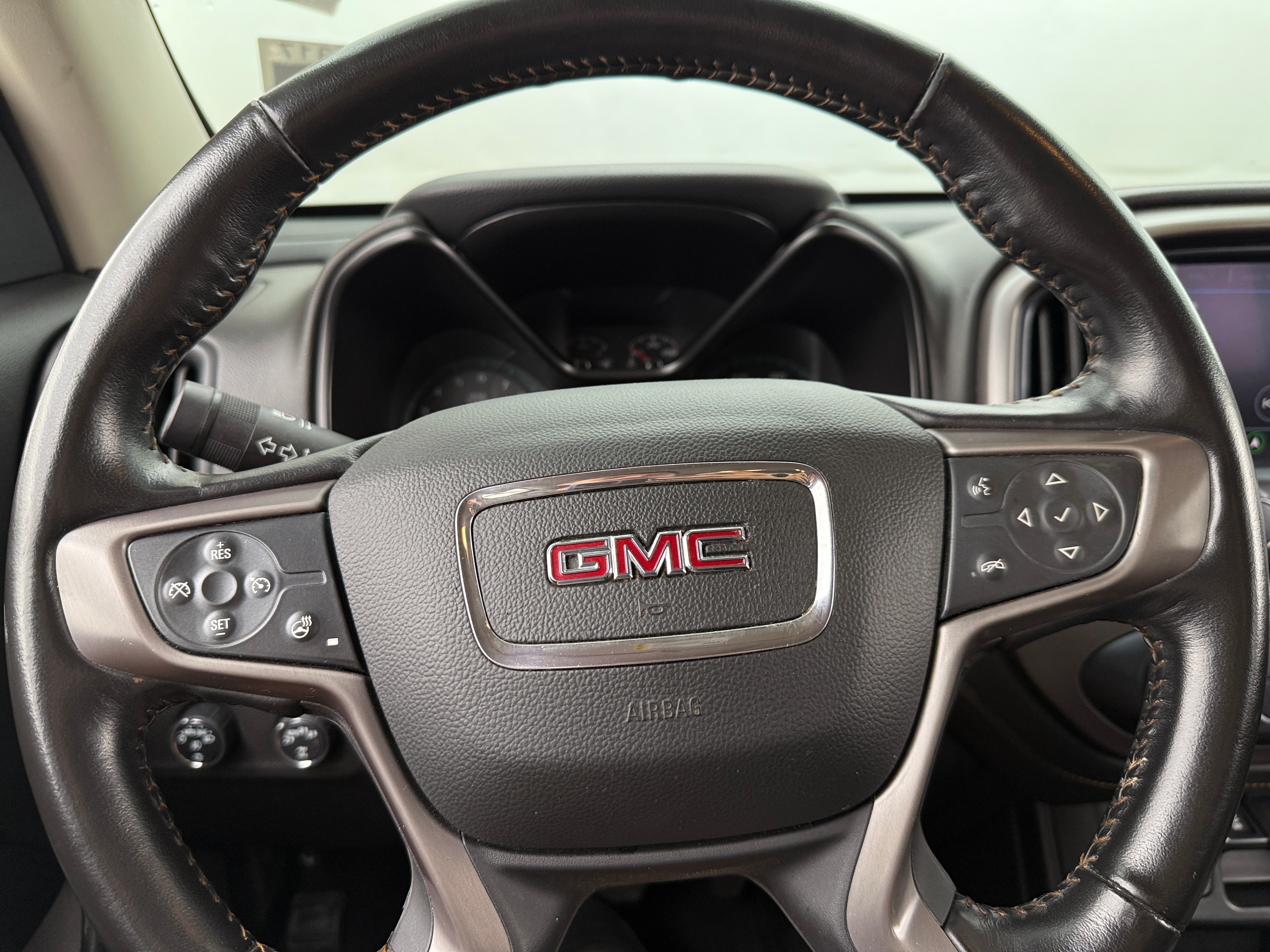 2022 GMC Canyon AT4 4