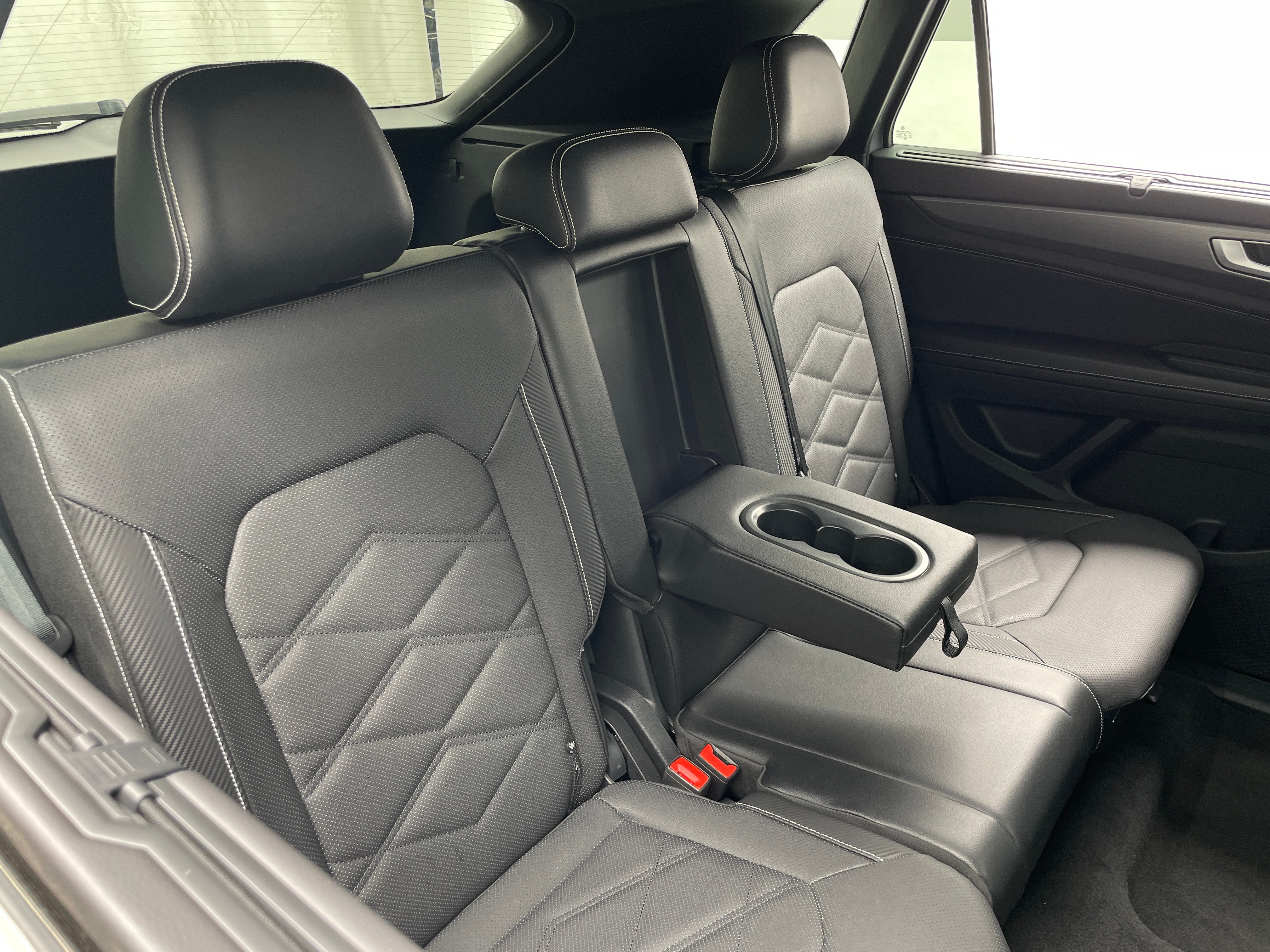 2024 Volkswagen Atlas SE 5