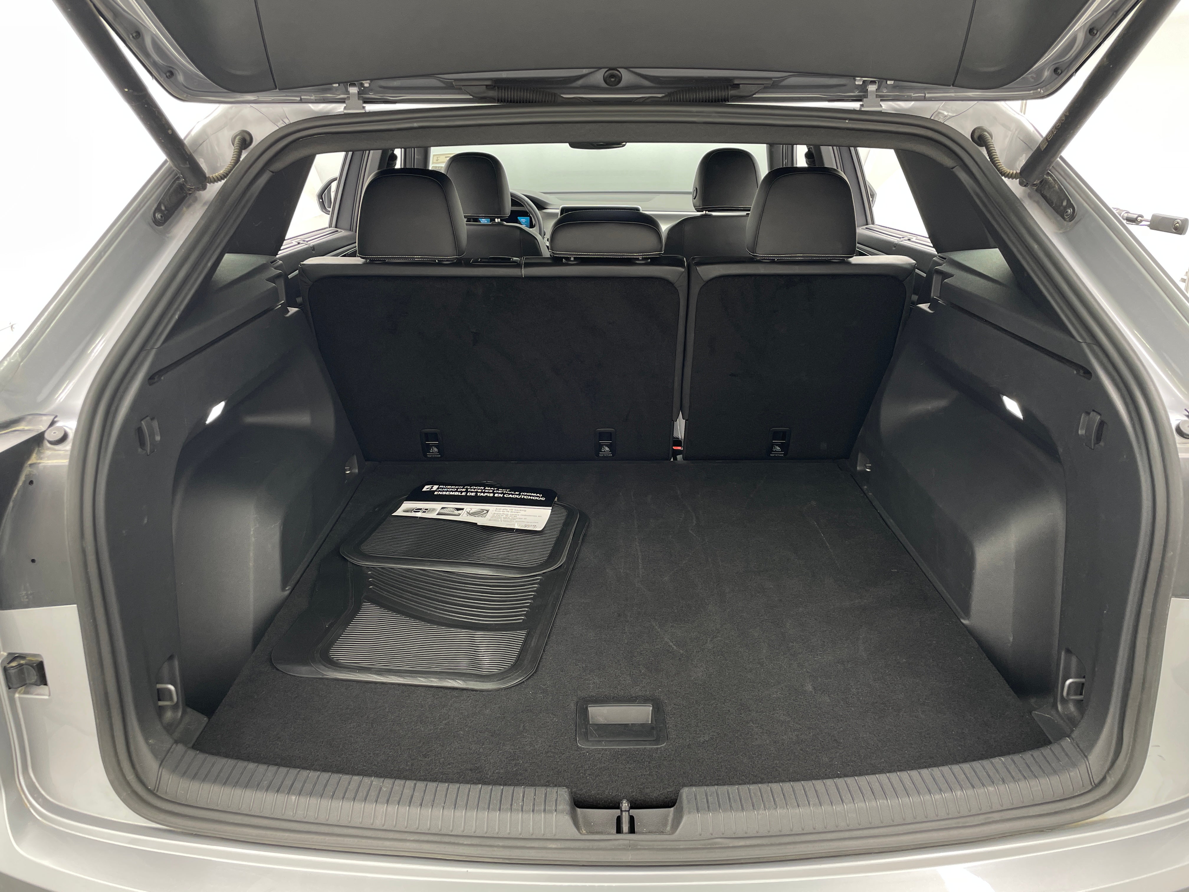 2024 Volkswagen Atlas SE 6