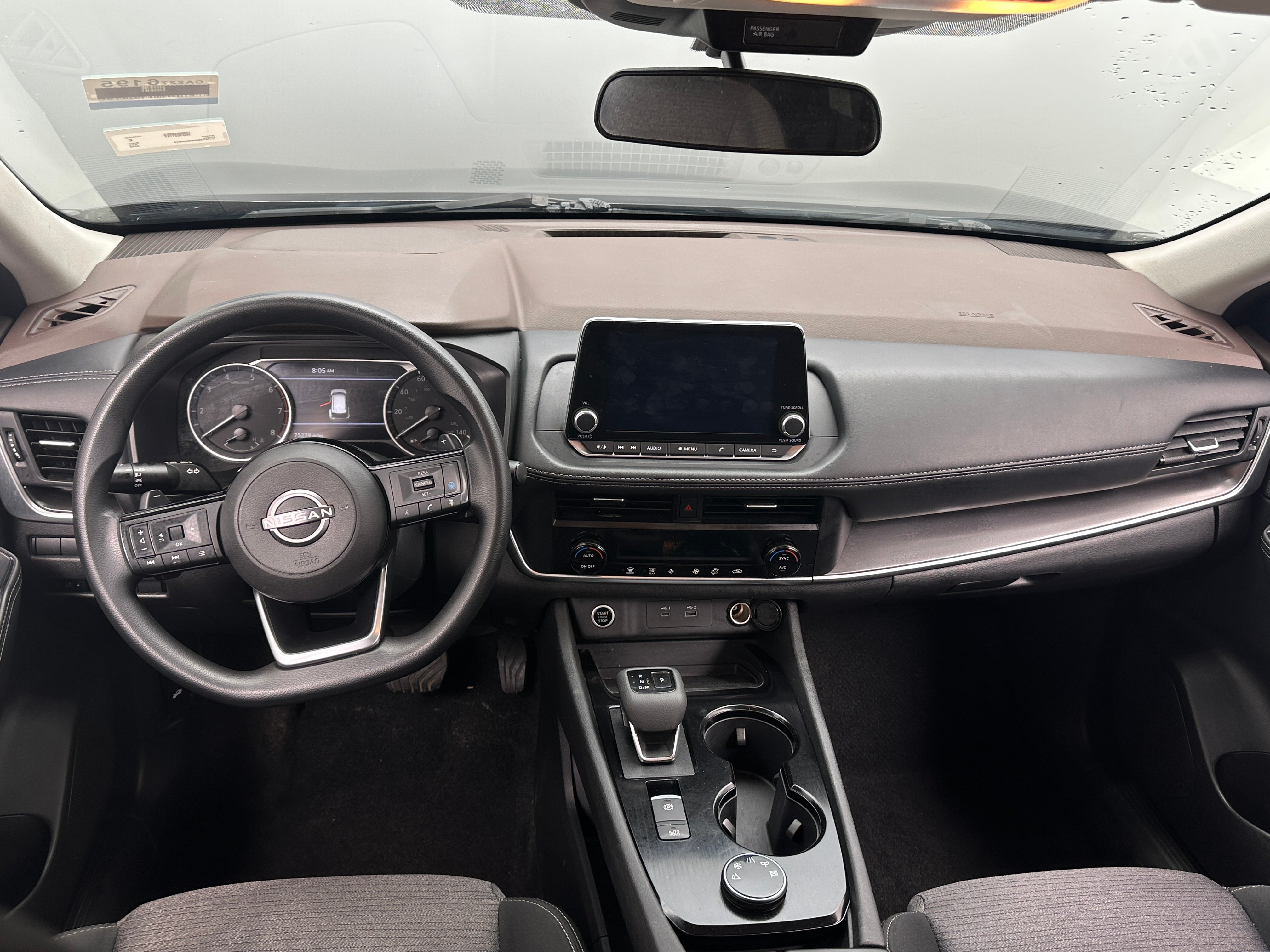 2023 Nissan Rogue SV 3