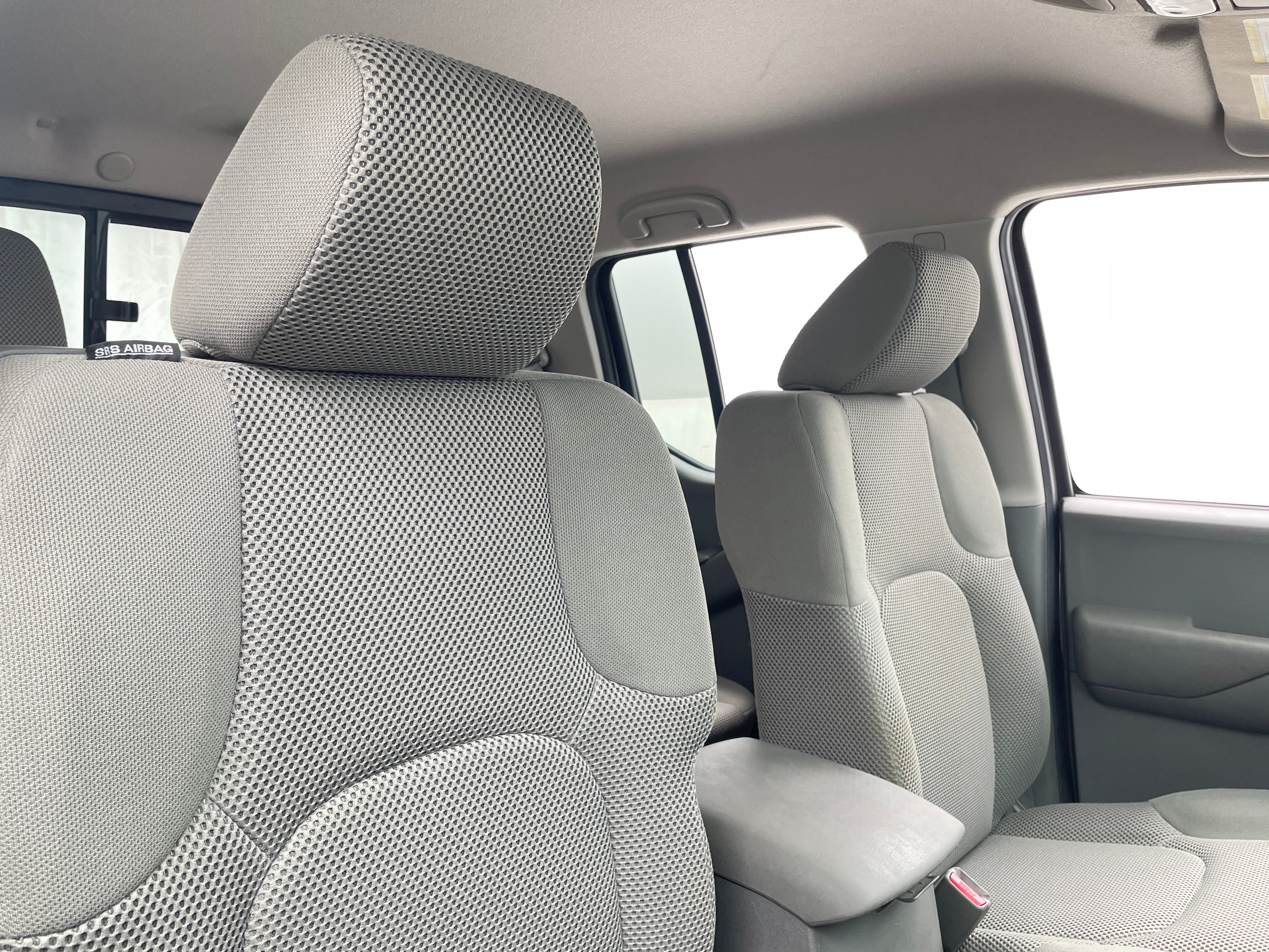 2014 Nissan Frontier SV 2