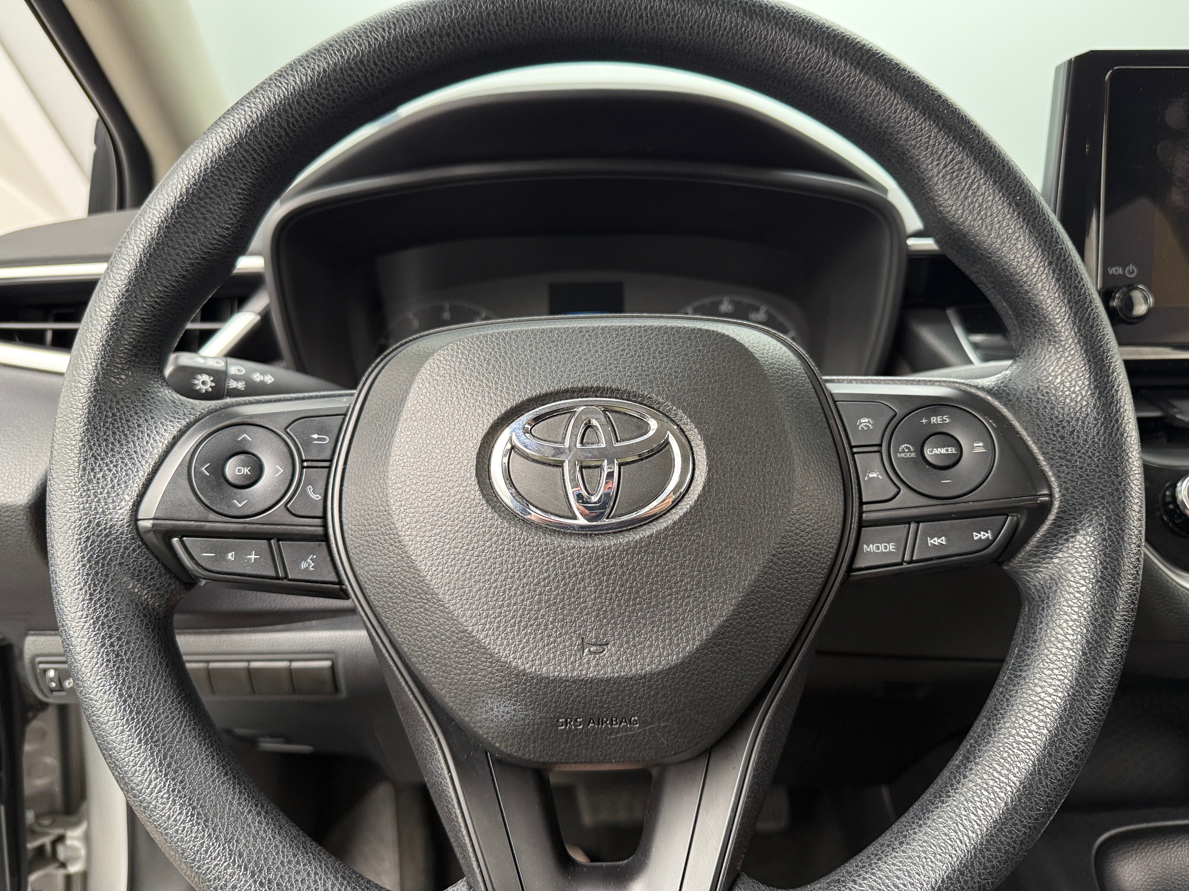 2023 Toyota Corolla LE 5
