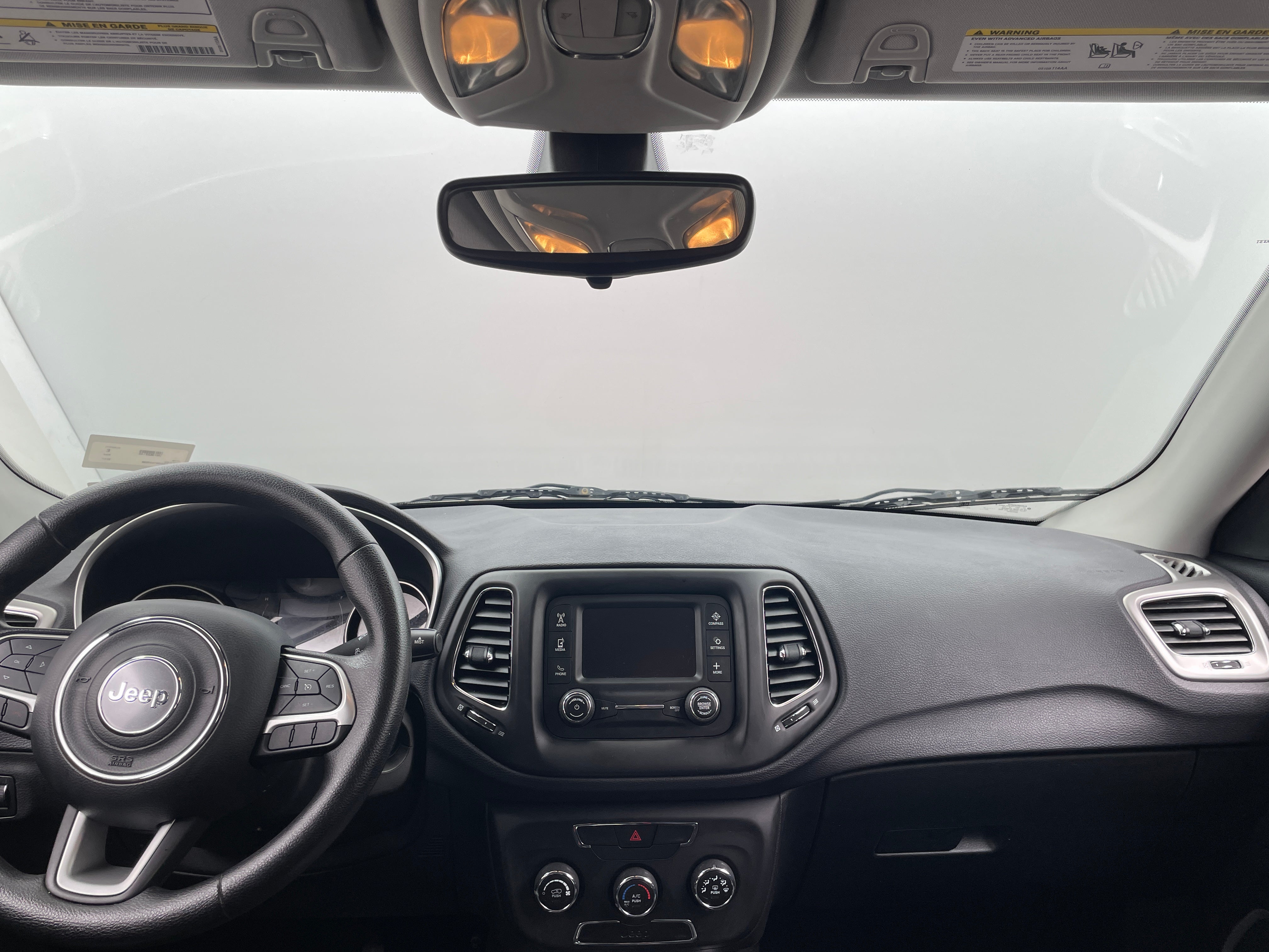 2017 Jeep Compass Sport 3