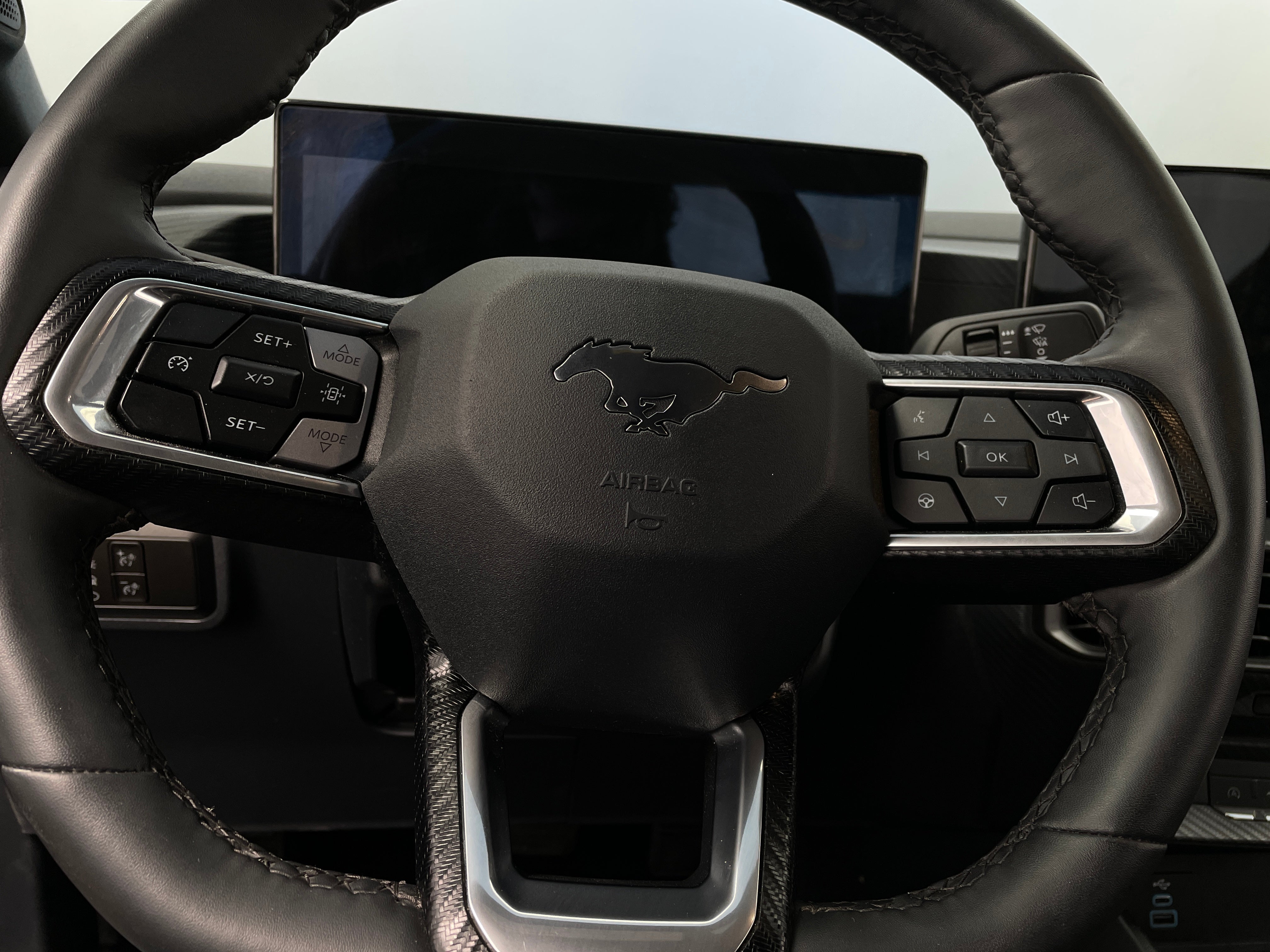 2024 Ford Mustang  4