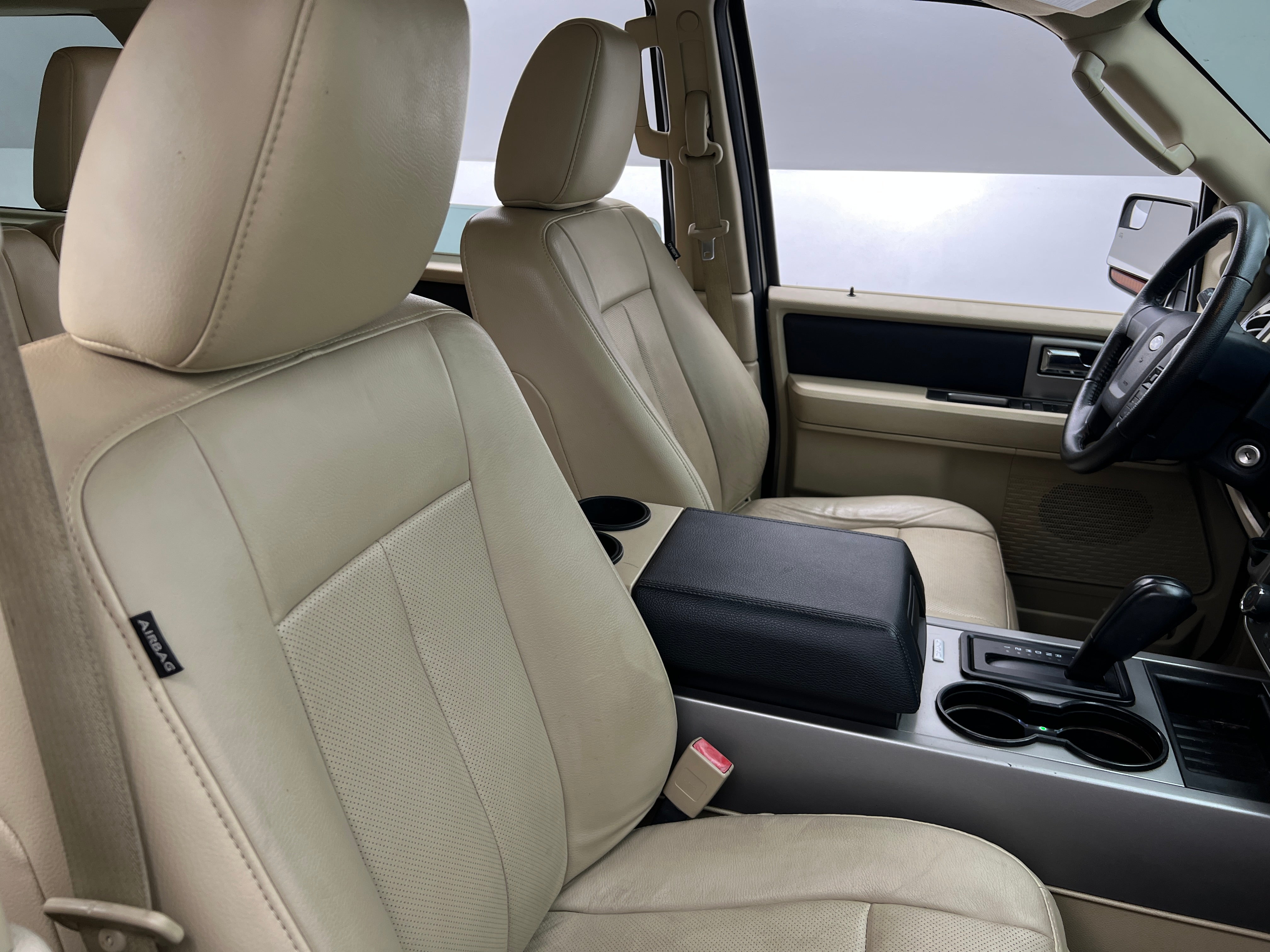2017 Ford Expedition EL XLT 2