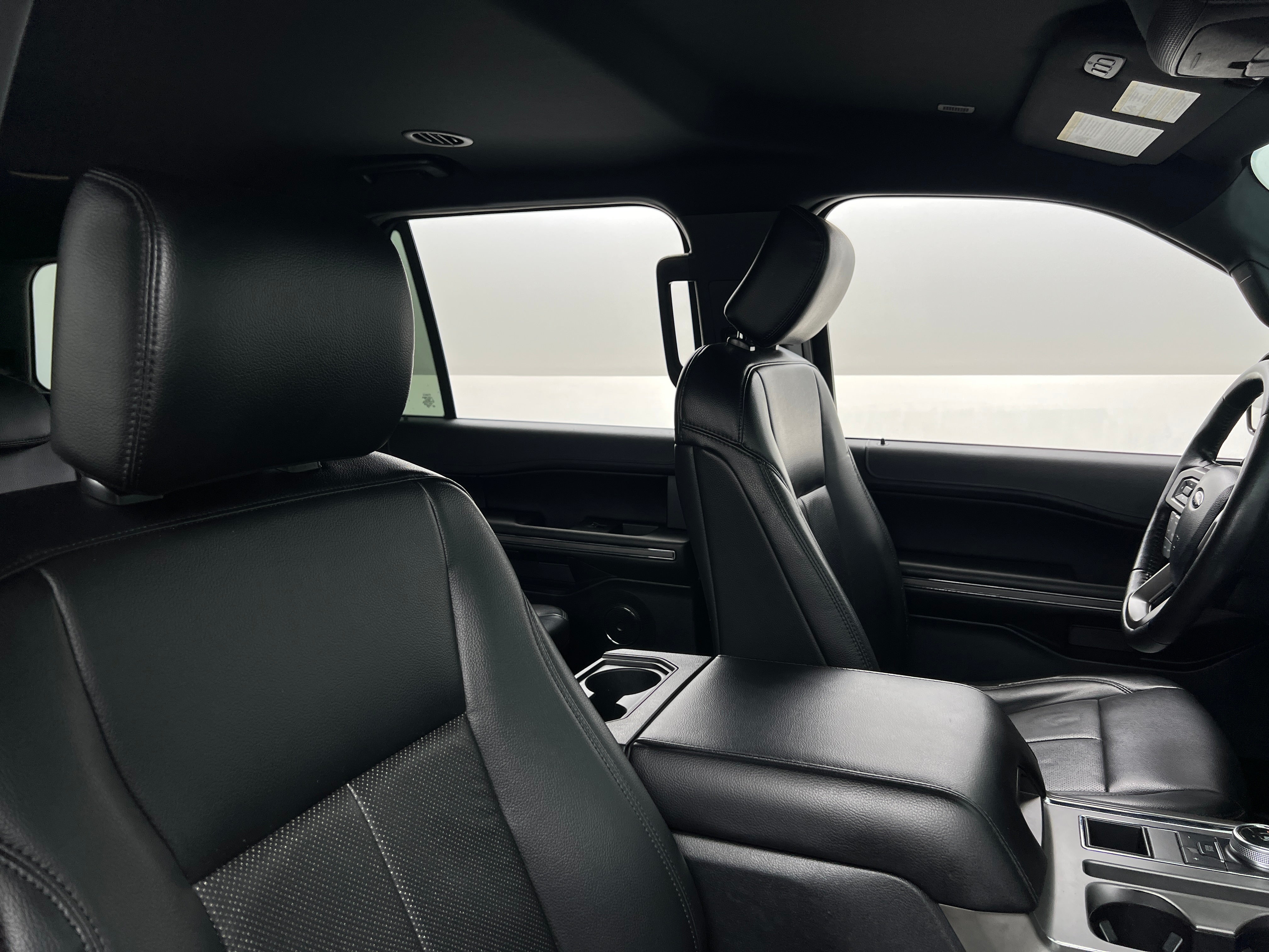 2020 Ford Expedition XLT 2