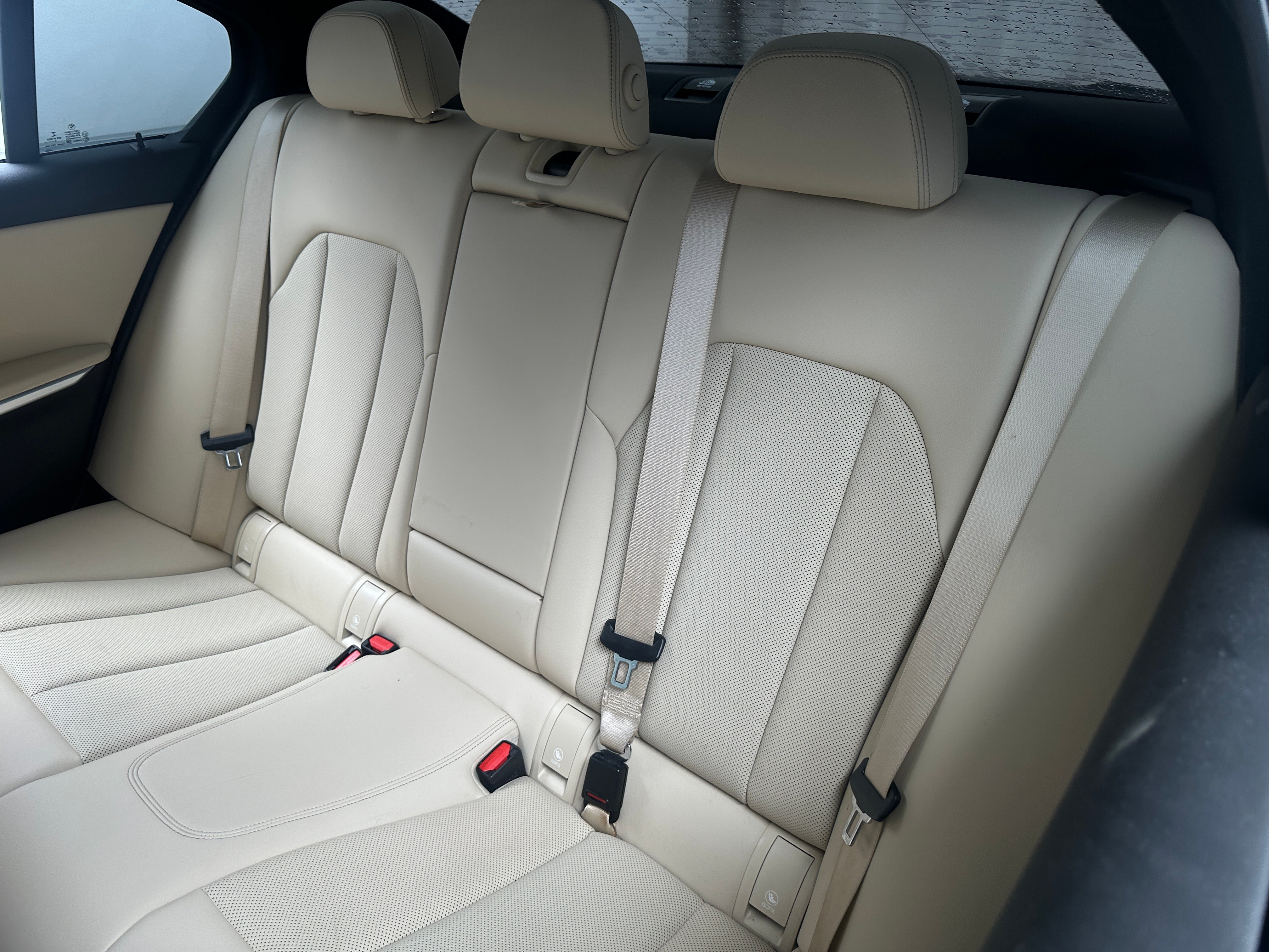 2022 BMW 3 Series 330i 5