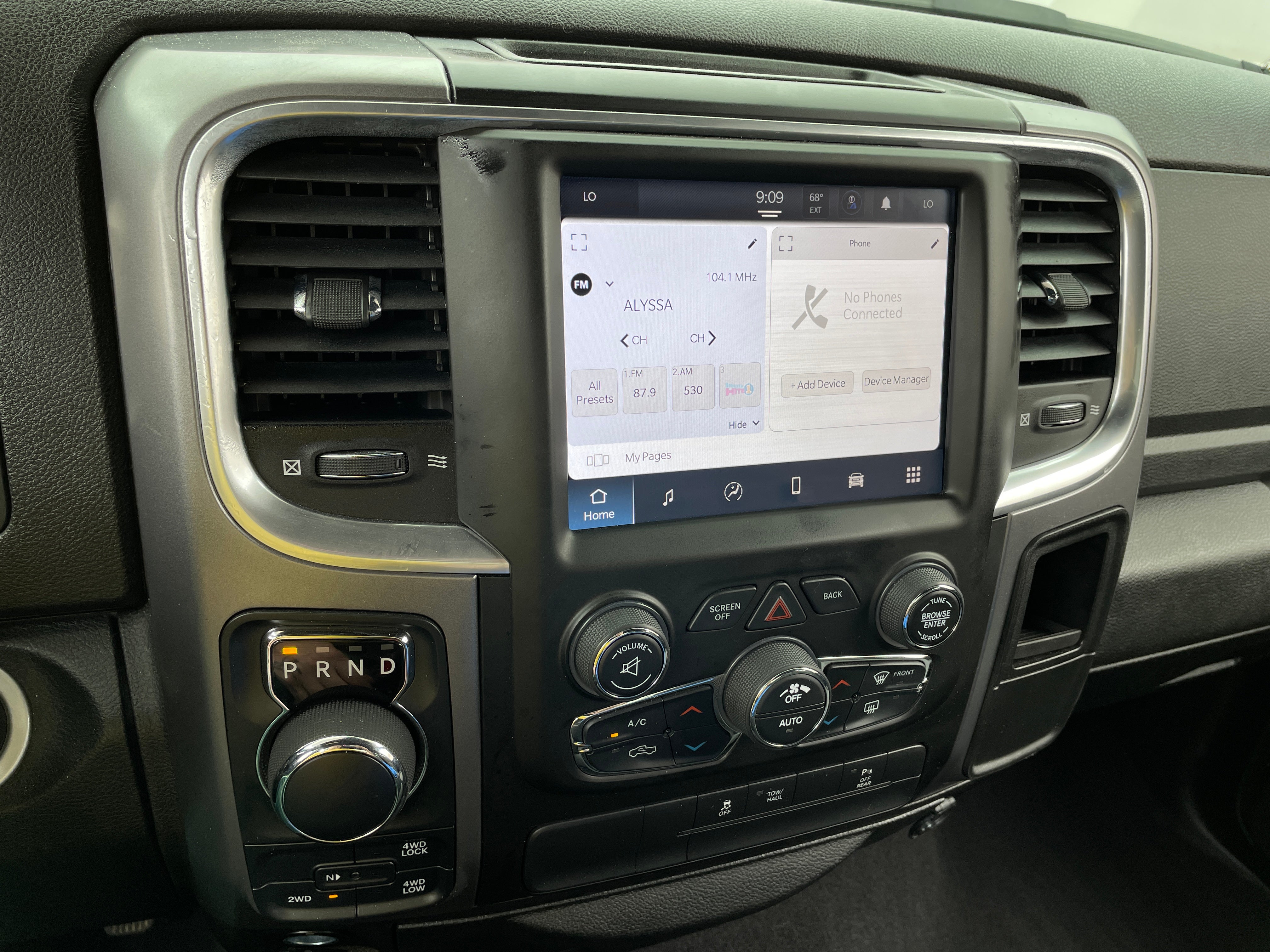 2022 RAM 1500 Classic Warlock 4