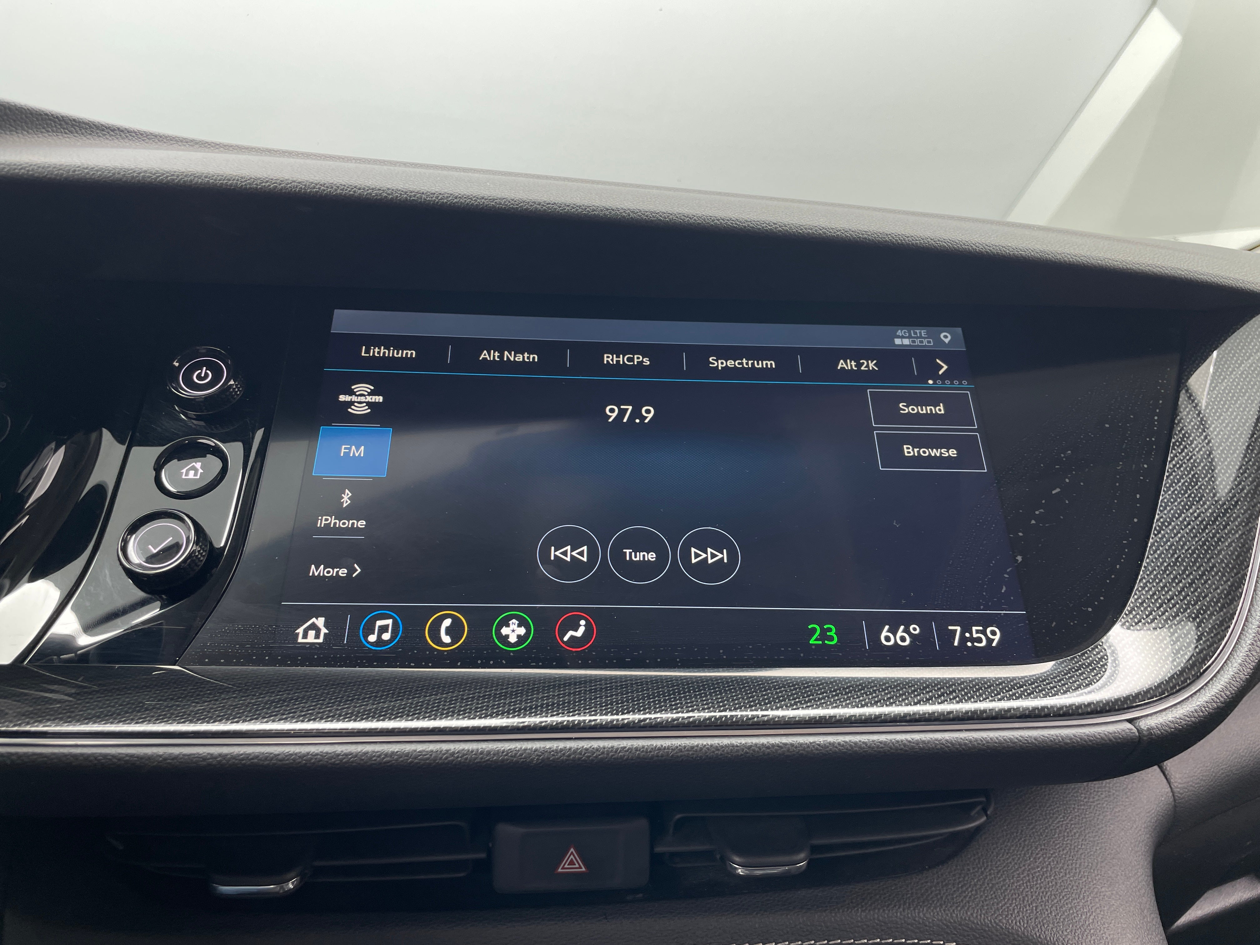 2021 Buick Envision Preferred 4