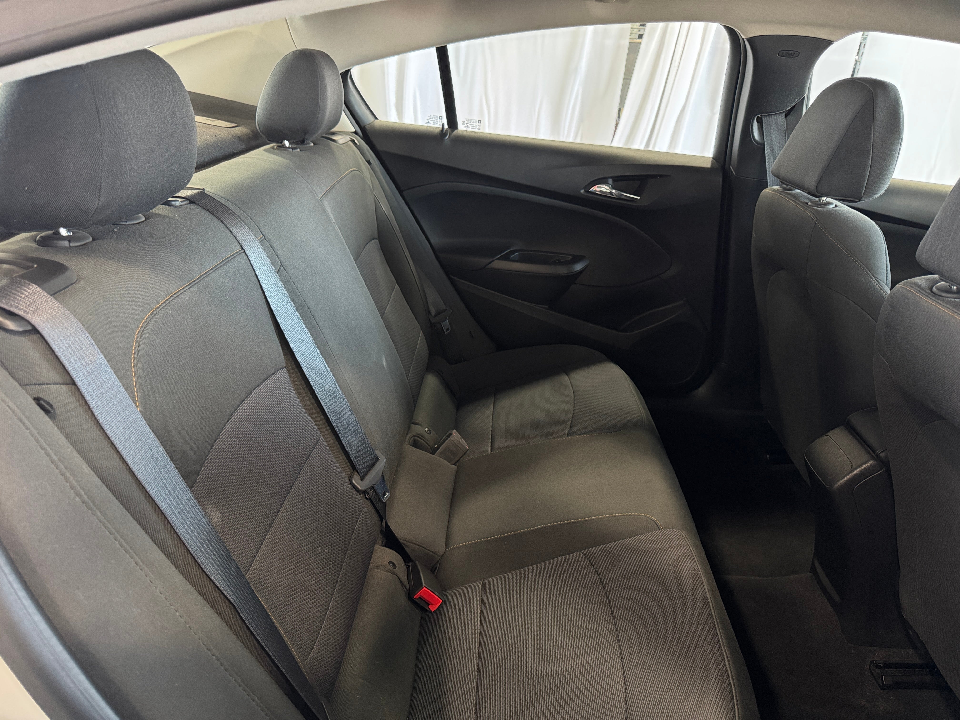 2018 Chevrolet Cruze LS 6