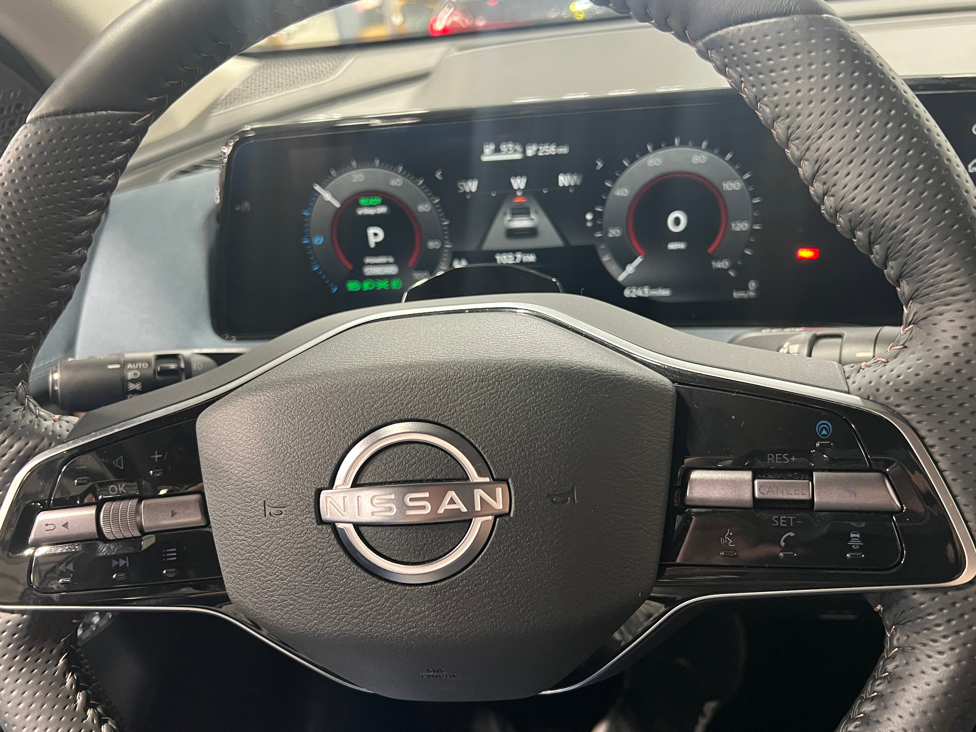 2023 Nissan Ariya Platinum+ 4