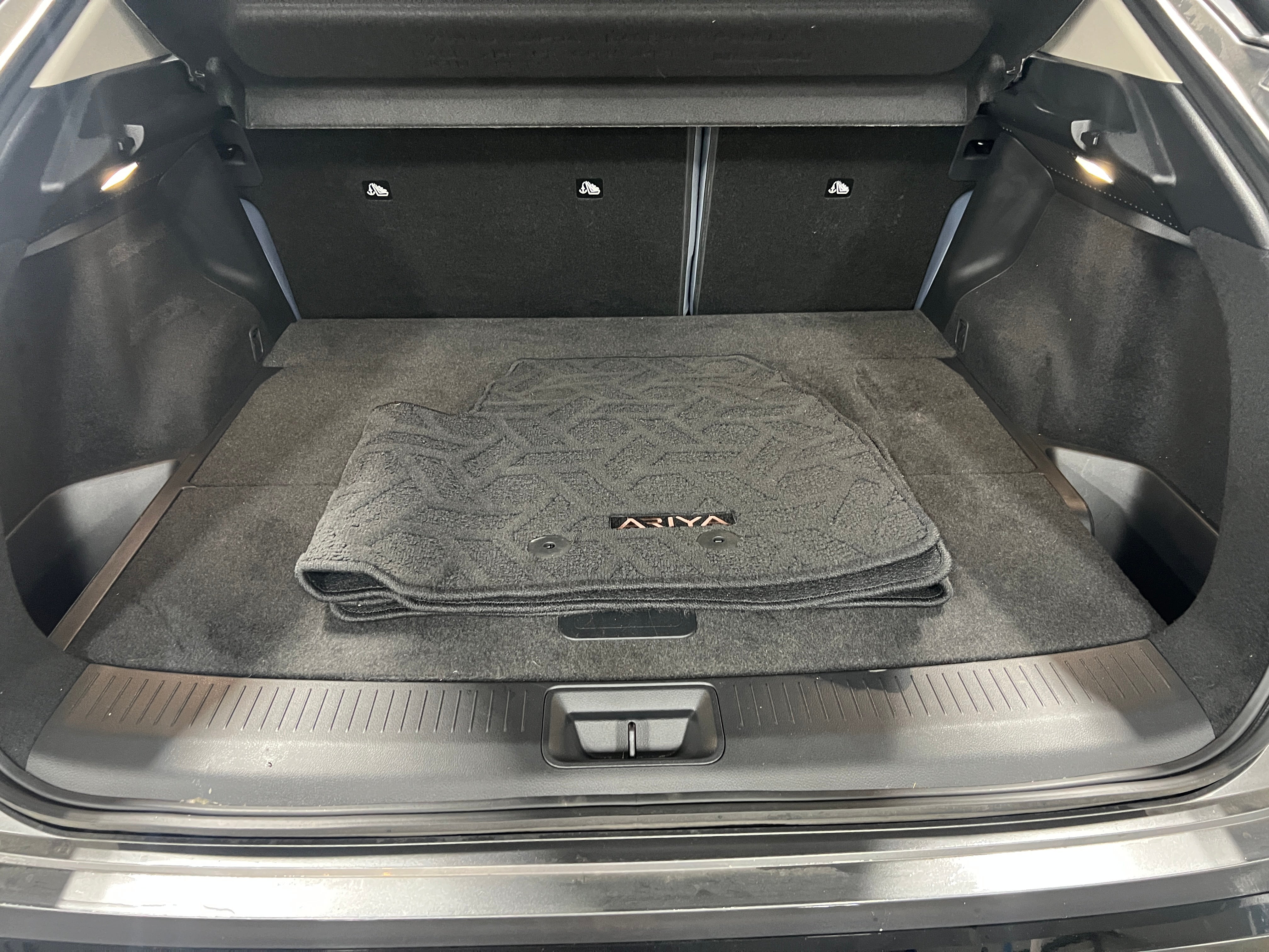 2023 Nissan Ariya Platinum+ 6