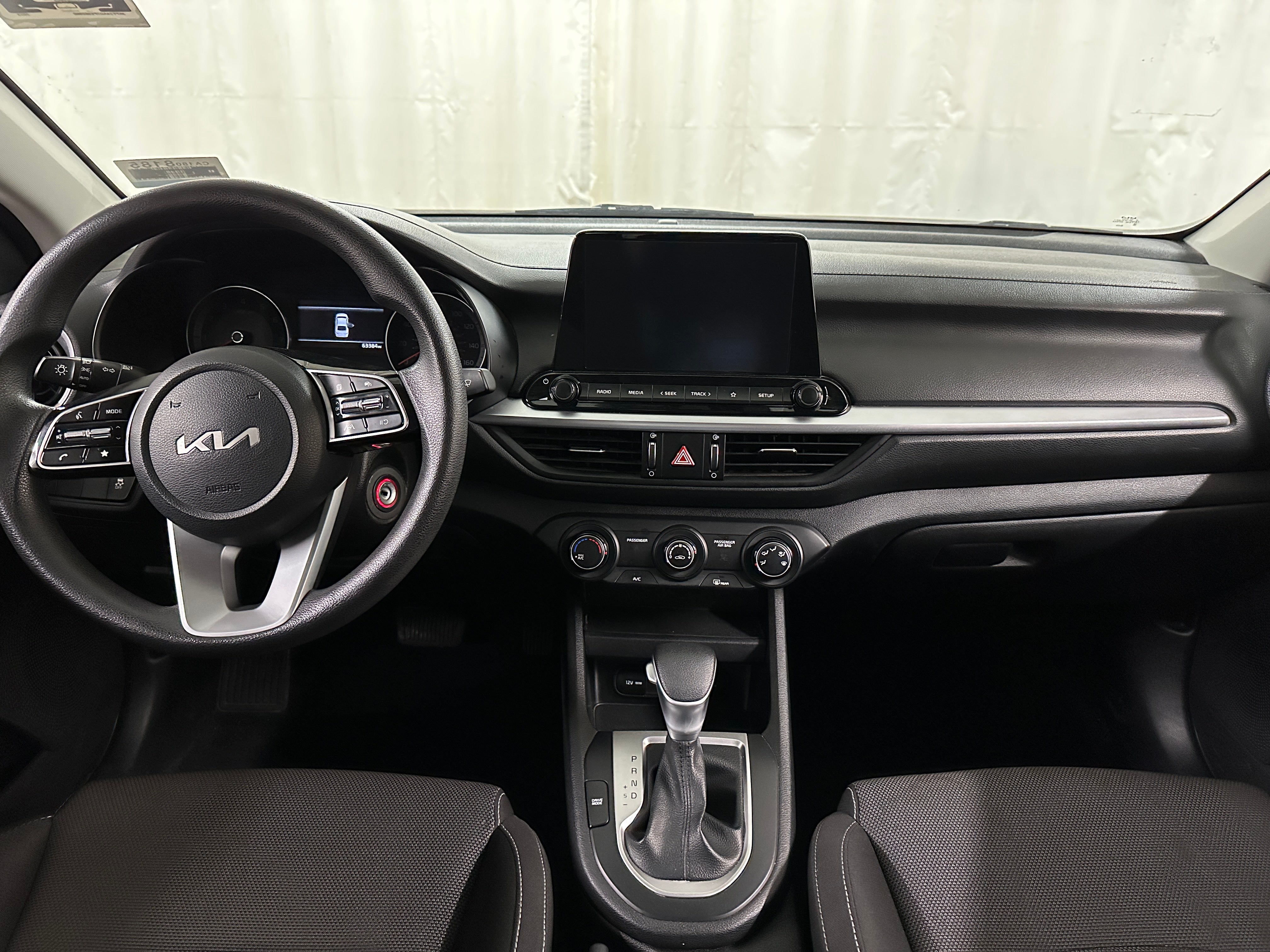 2023 Kia Forte LX 3