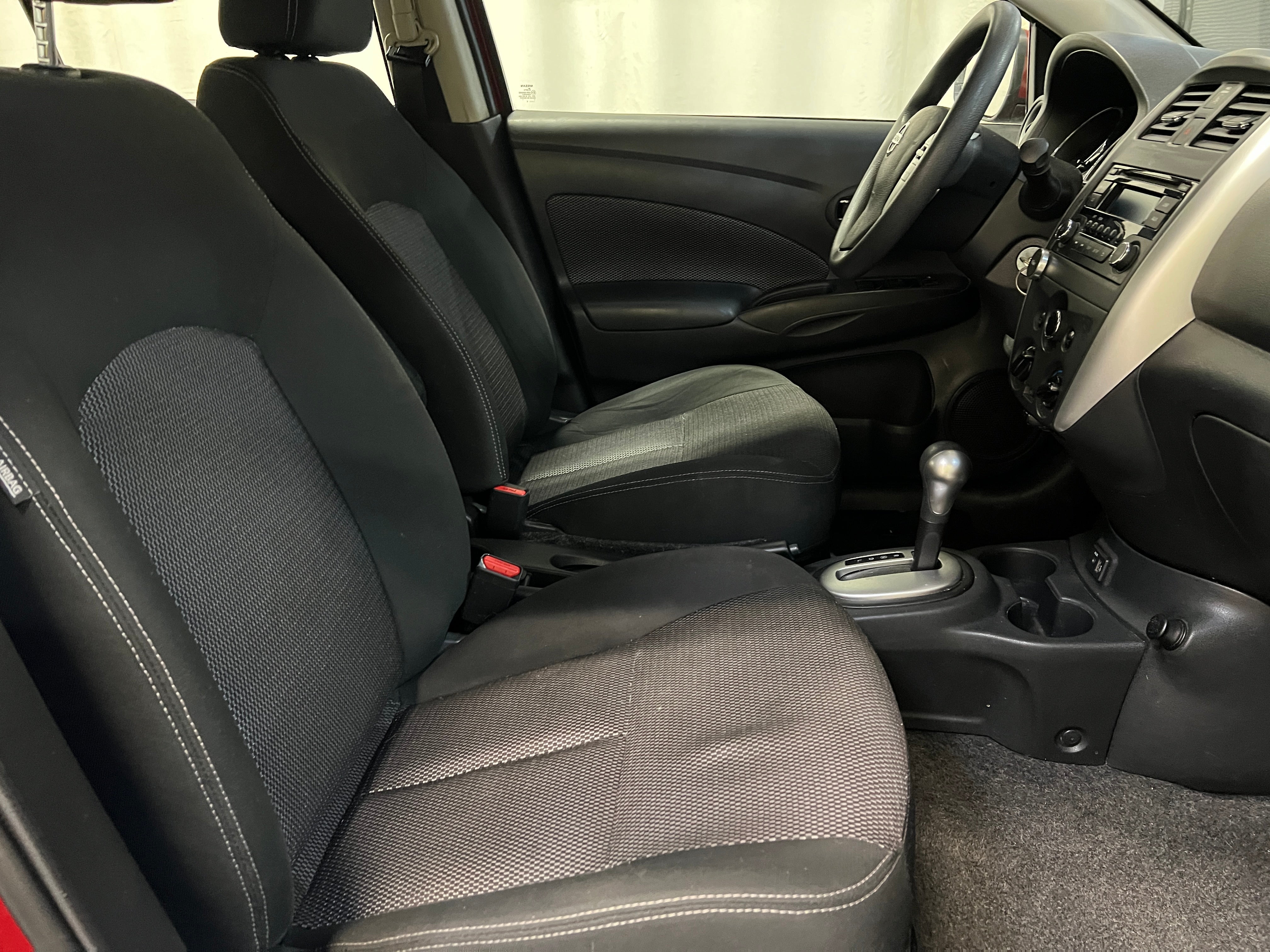 2018 Nissan Versa SV 2