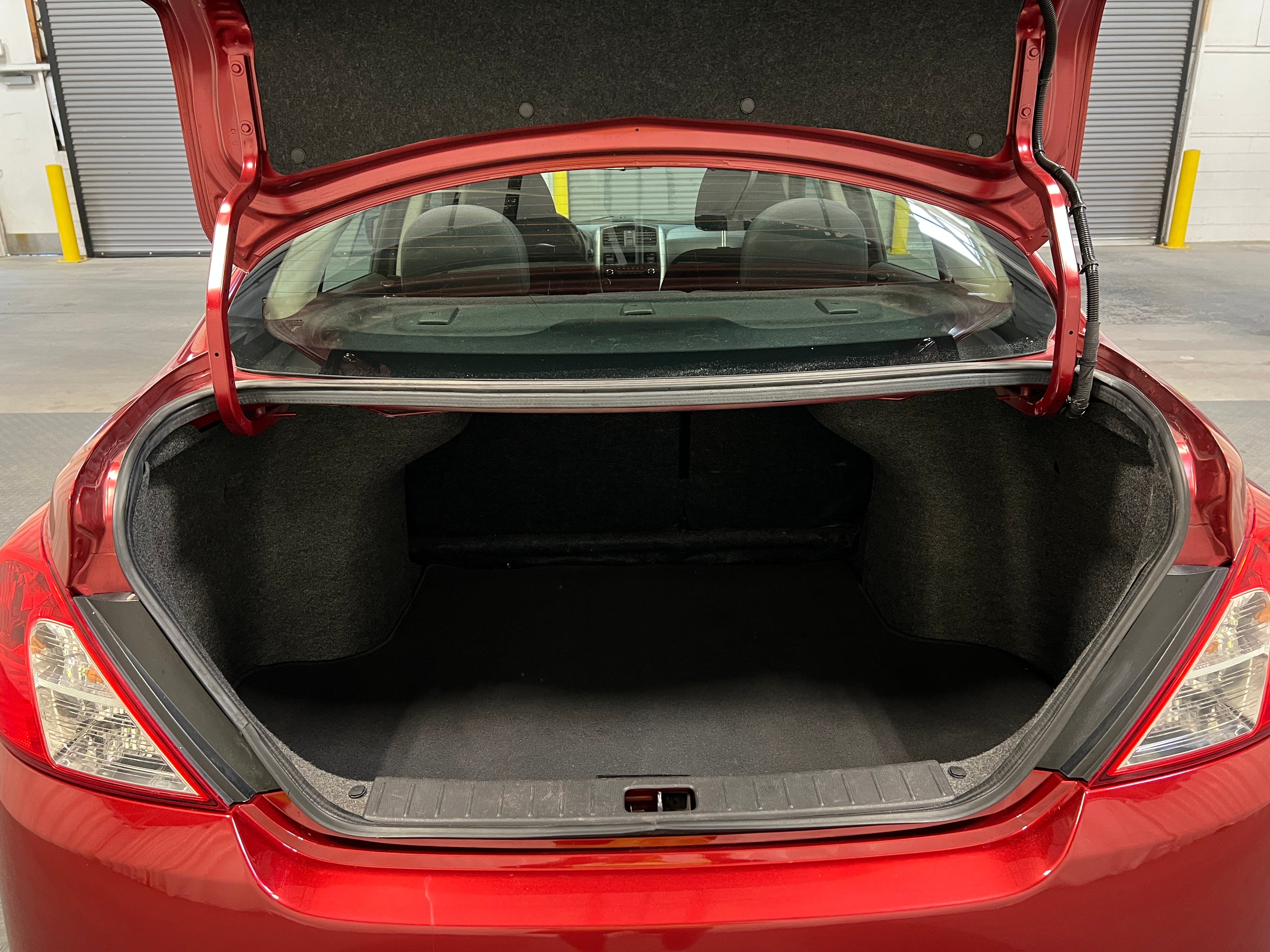 2018 Nissan Versa SV 7