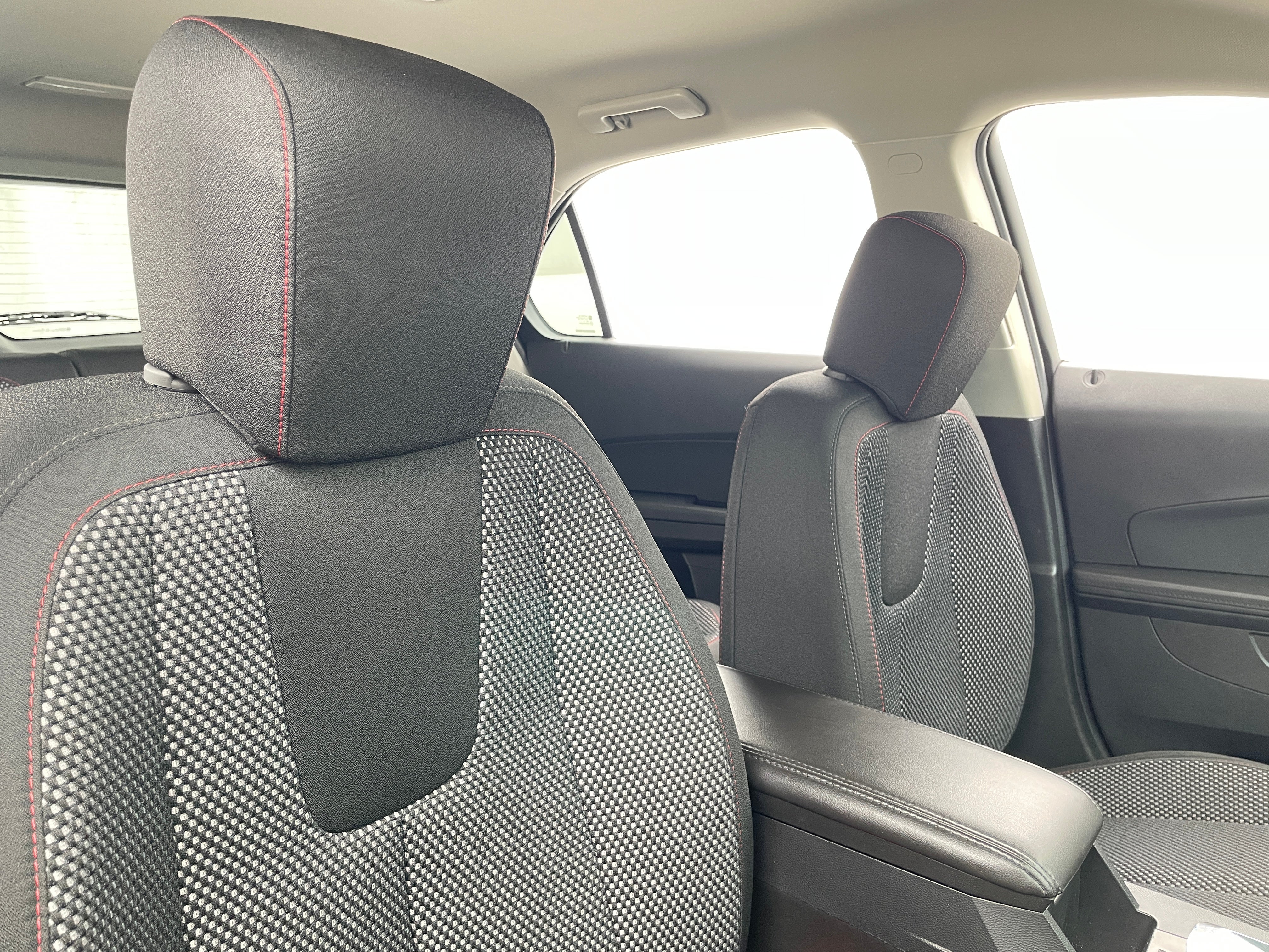 2017 Chevrolet Equinox LT 2