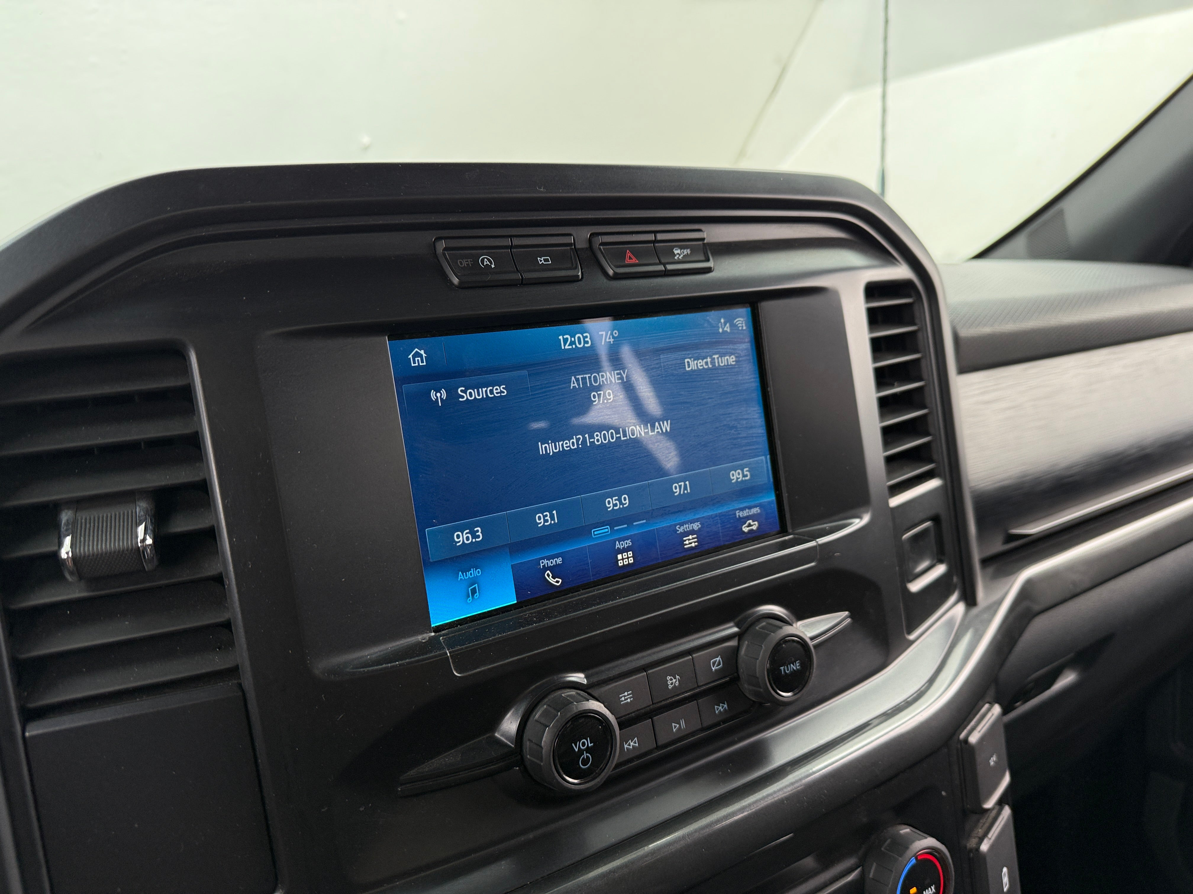 2021 Ford Econoline E-150 4