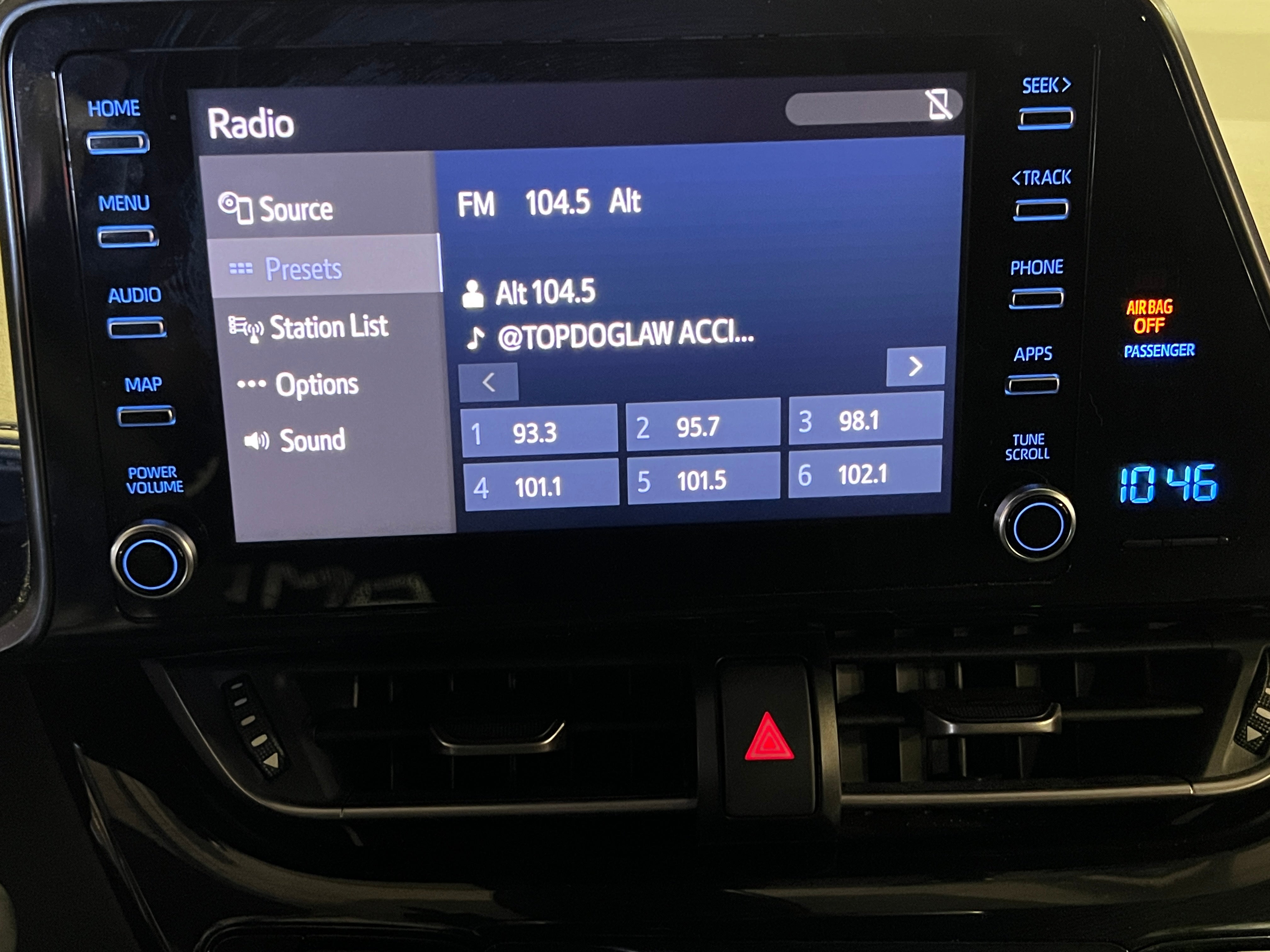 2019 Toyota C-HR LE 4