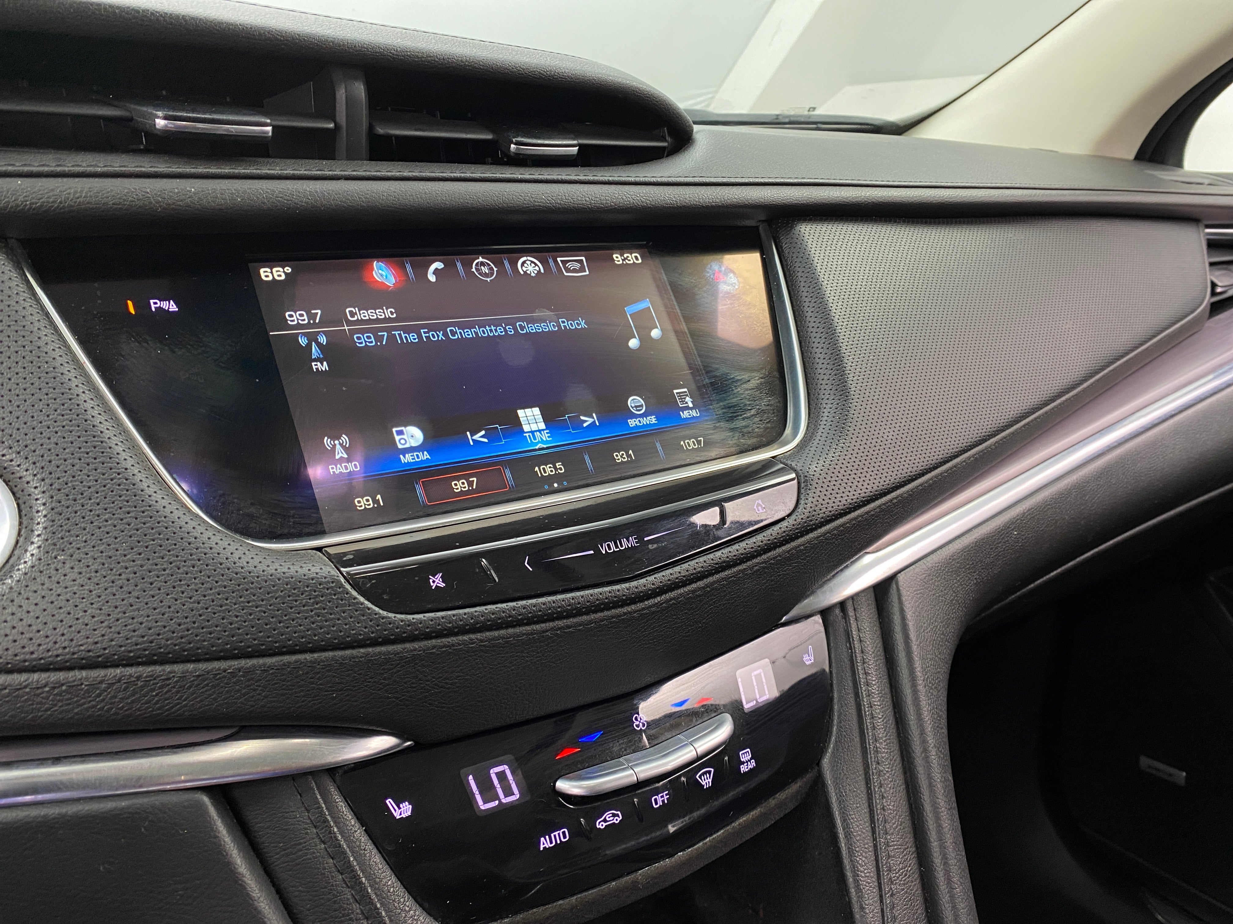 2017 Cadillac XT5 Luxury 3