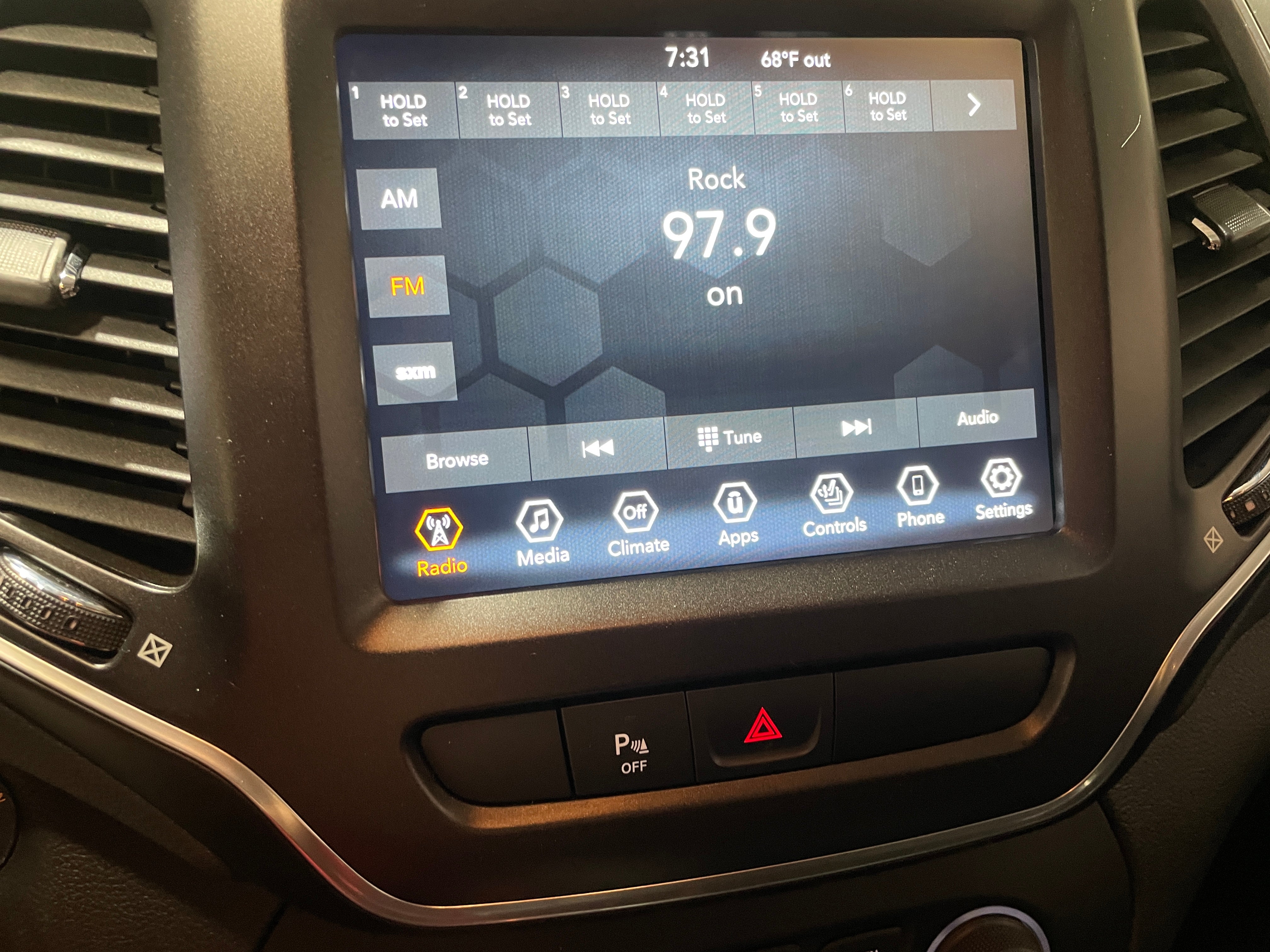 2020 Jeep Cherokee Trailhawk 4