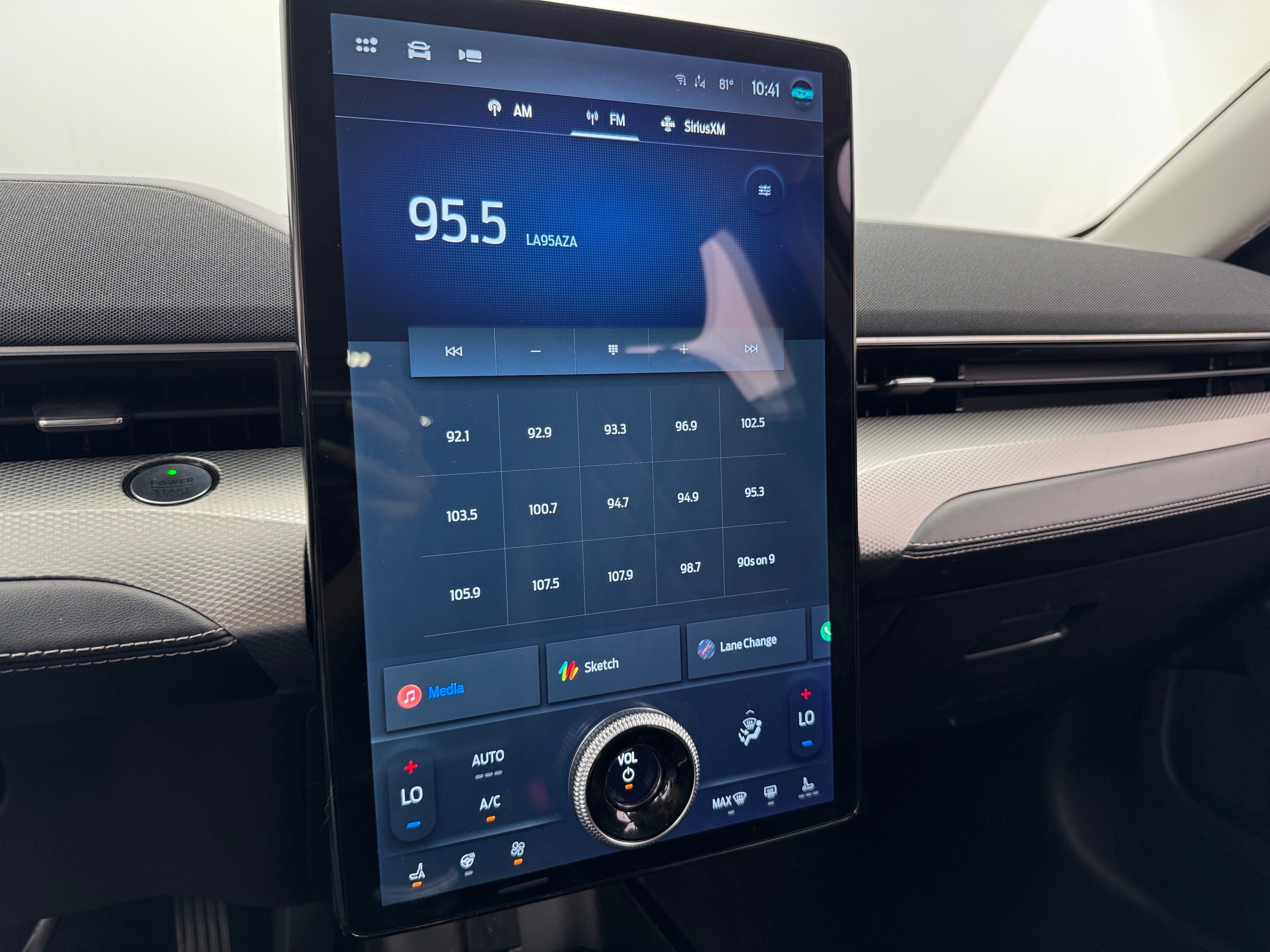 2021 Ford Mustang Mach-E Select 3