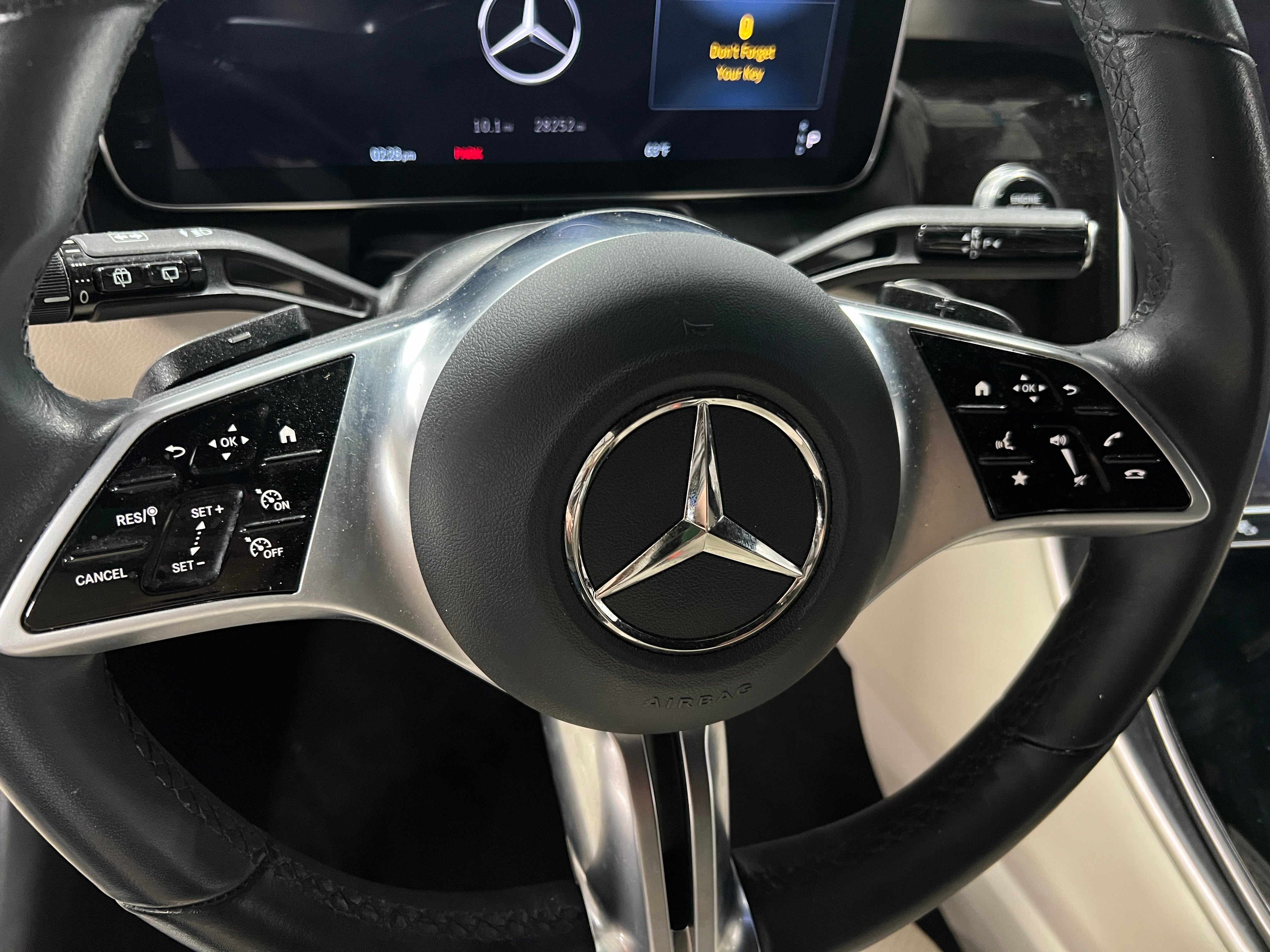 2023 Mercedes-Benz GLC 300 4