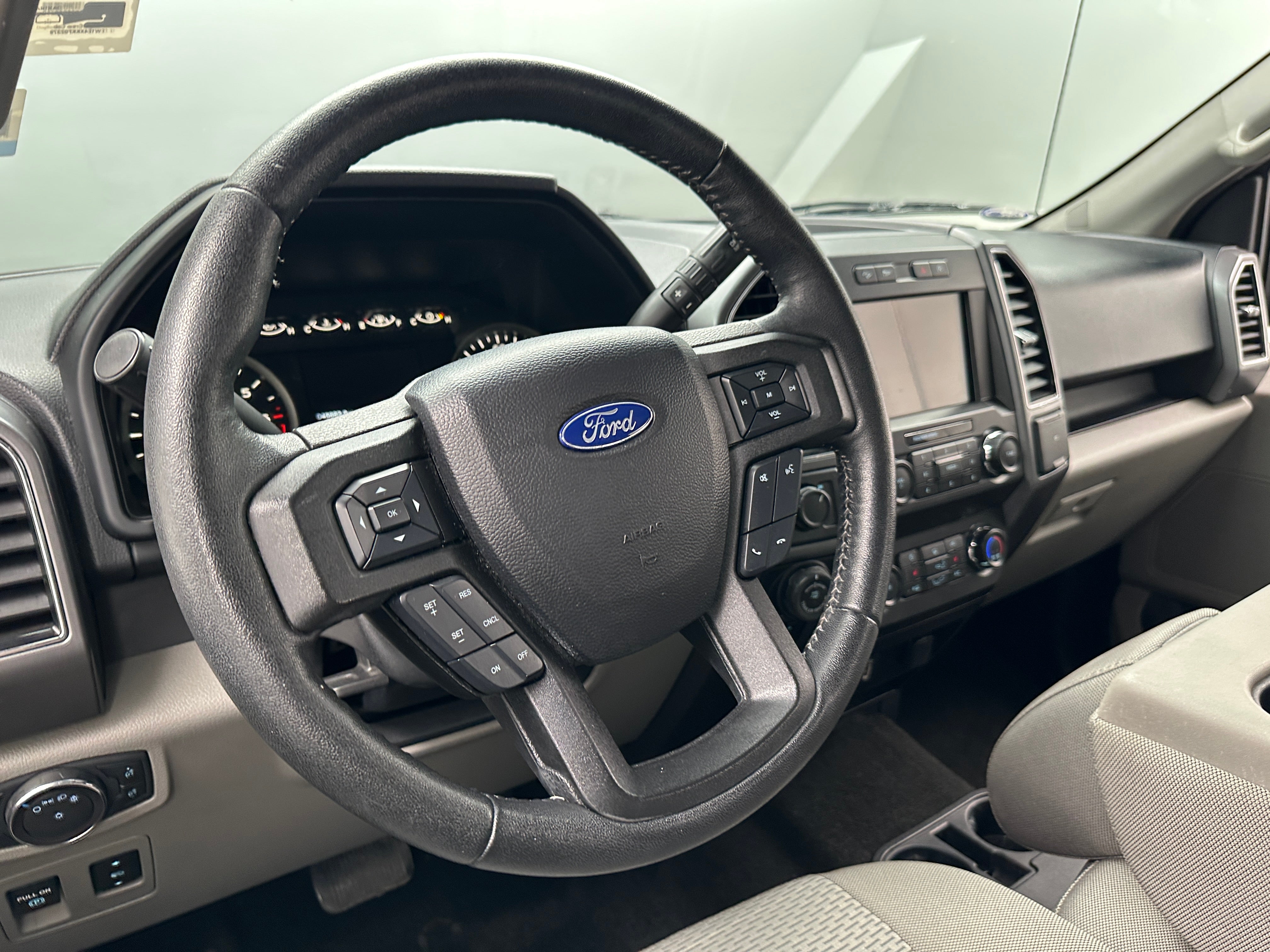 2019 Ford Econoline E-150 5
