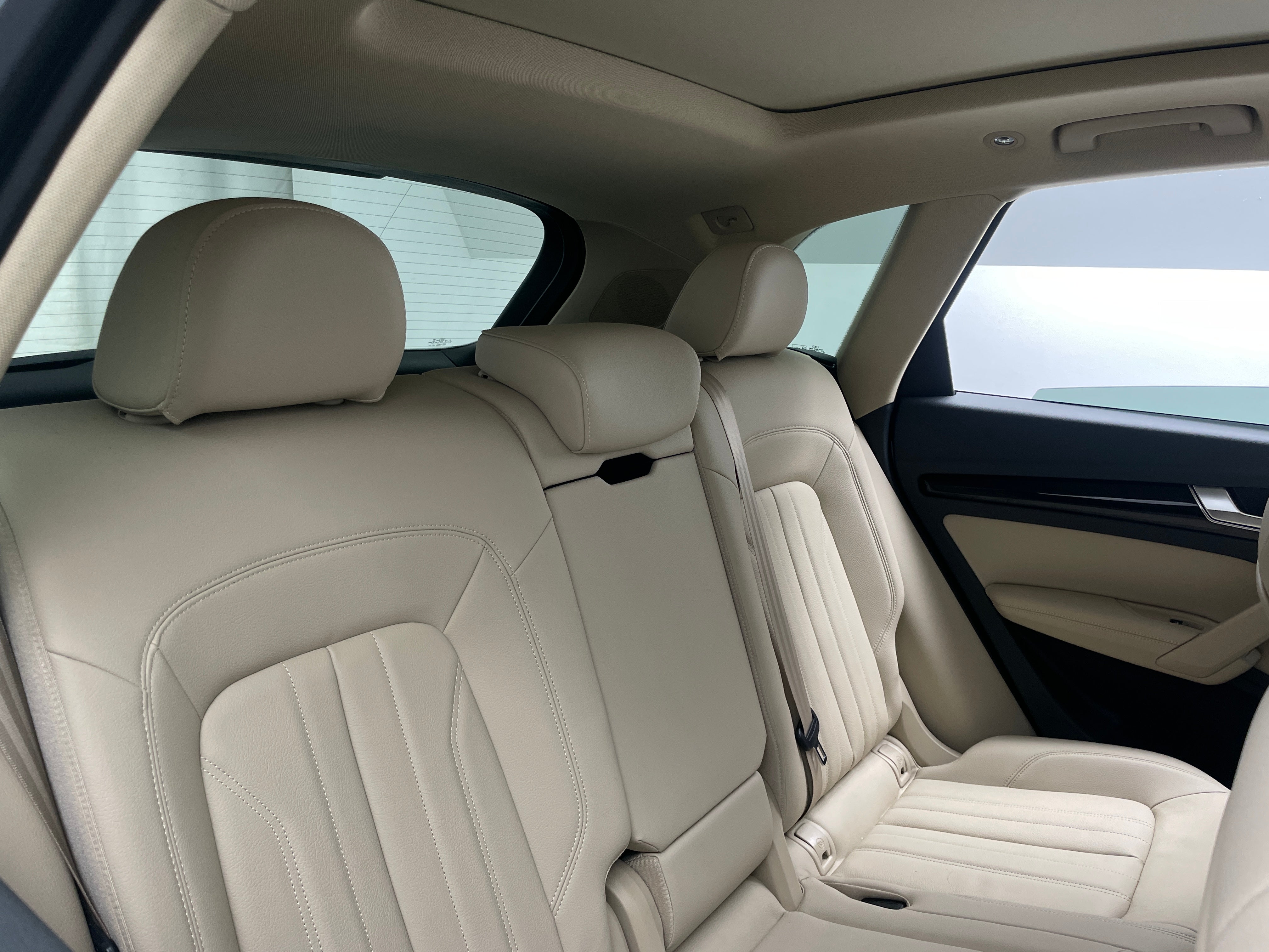 2020 Audi Q5 e Premium Plus 5