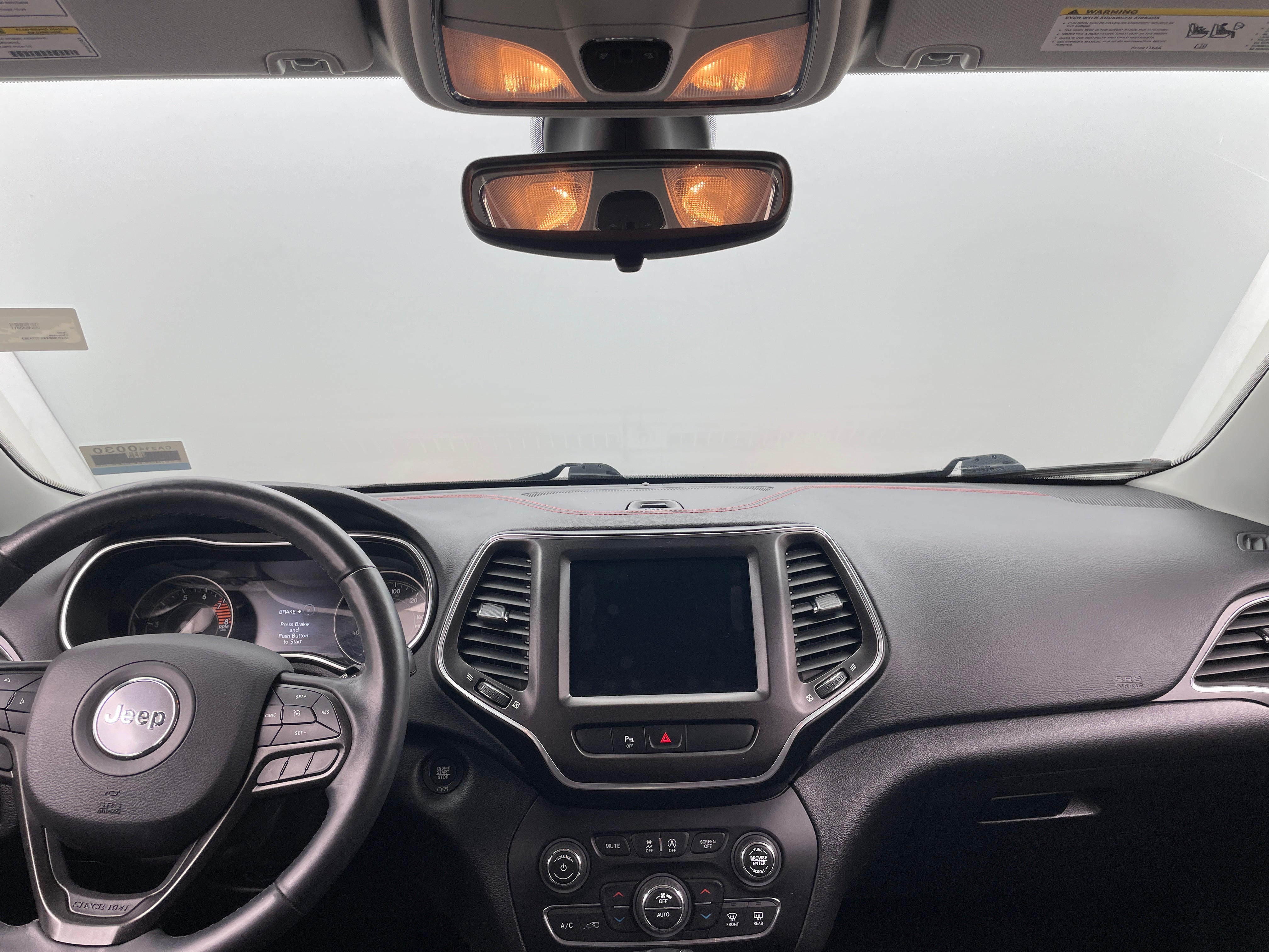 2019 Jeep Cherokee Trailhawk 2